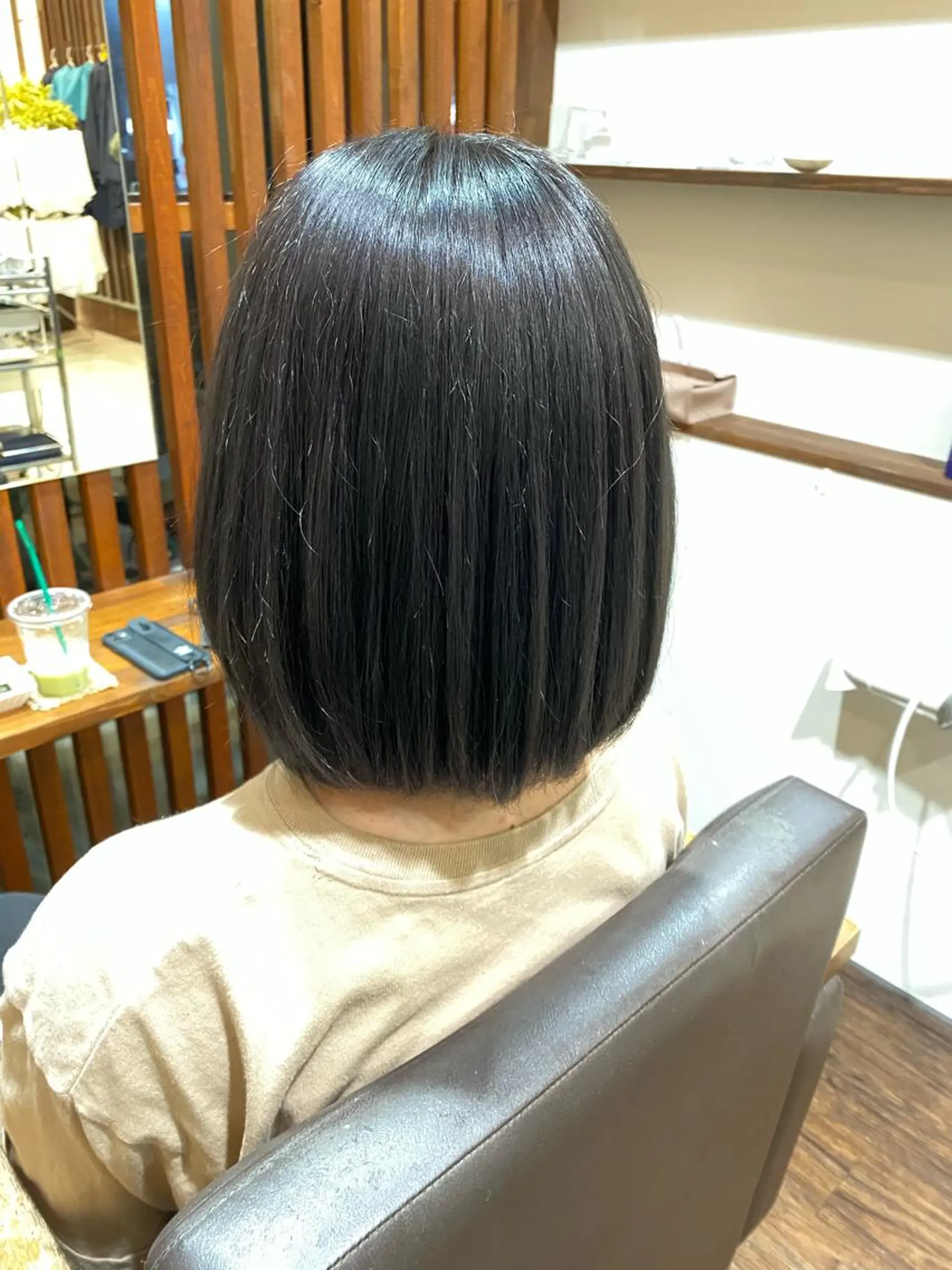 ミディアム アッシュ LandS  barber &beauty所属・髪質改善特化 長澤友哉のヘアスタイル