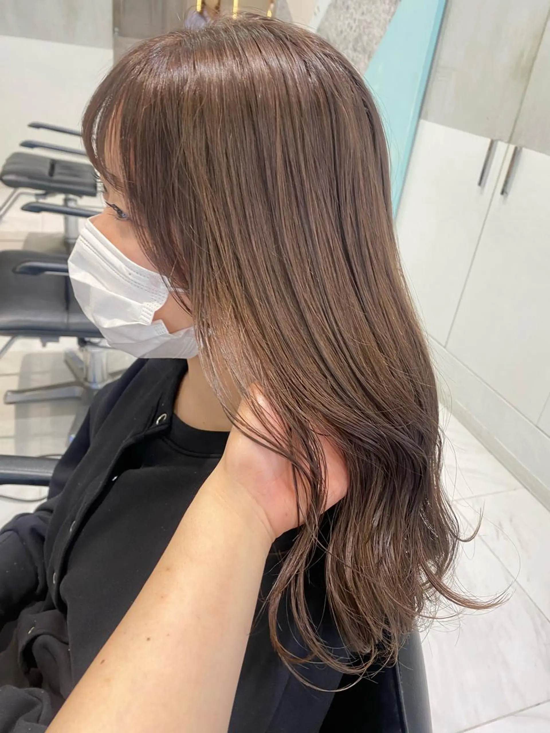 ロング カット ヘアカラー トリートメント ヘアセット 韓国レイヤーカット 🇰🇷mireiのヘアスタイル