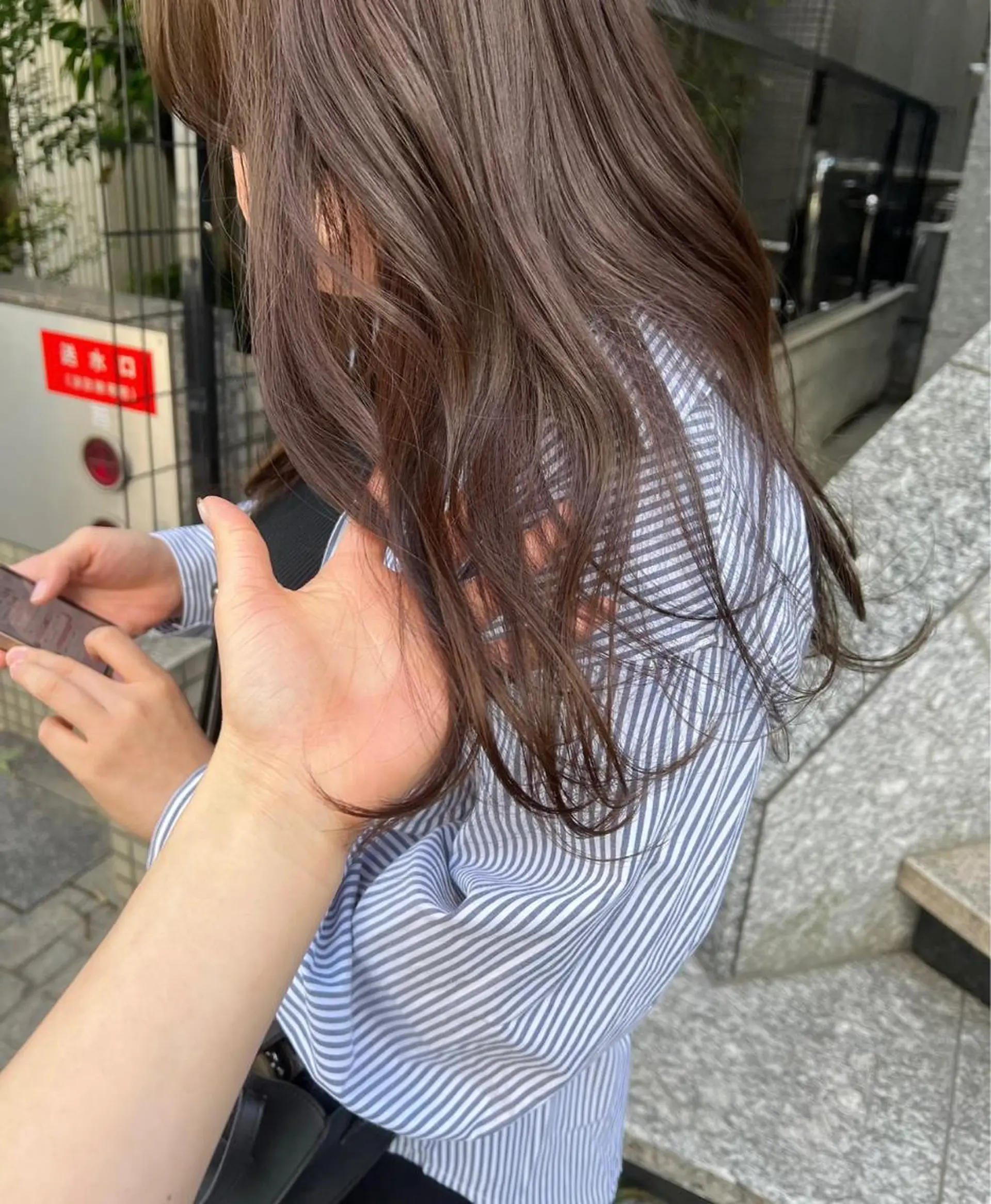 ロング カラー グレージュ ラベンダーカラー ラベンダーグレージュ ラベンダーグレー カット ヘアカラー トリートメント トレンドと似合わせ/ マンツーマン/西上楓のヘアスタイル