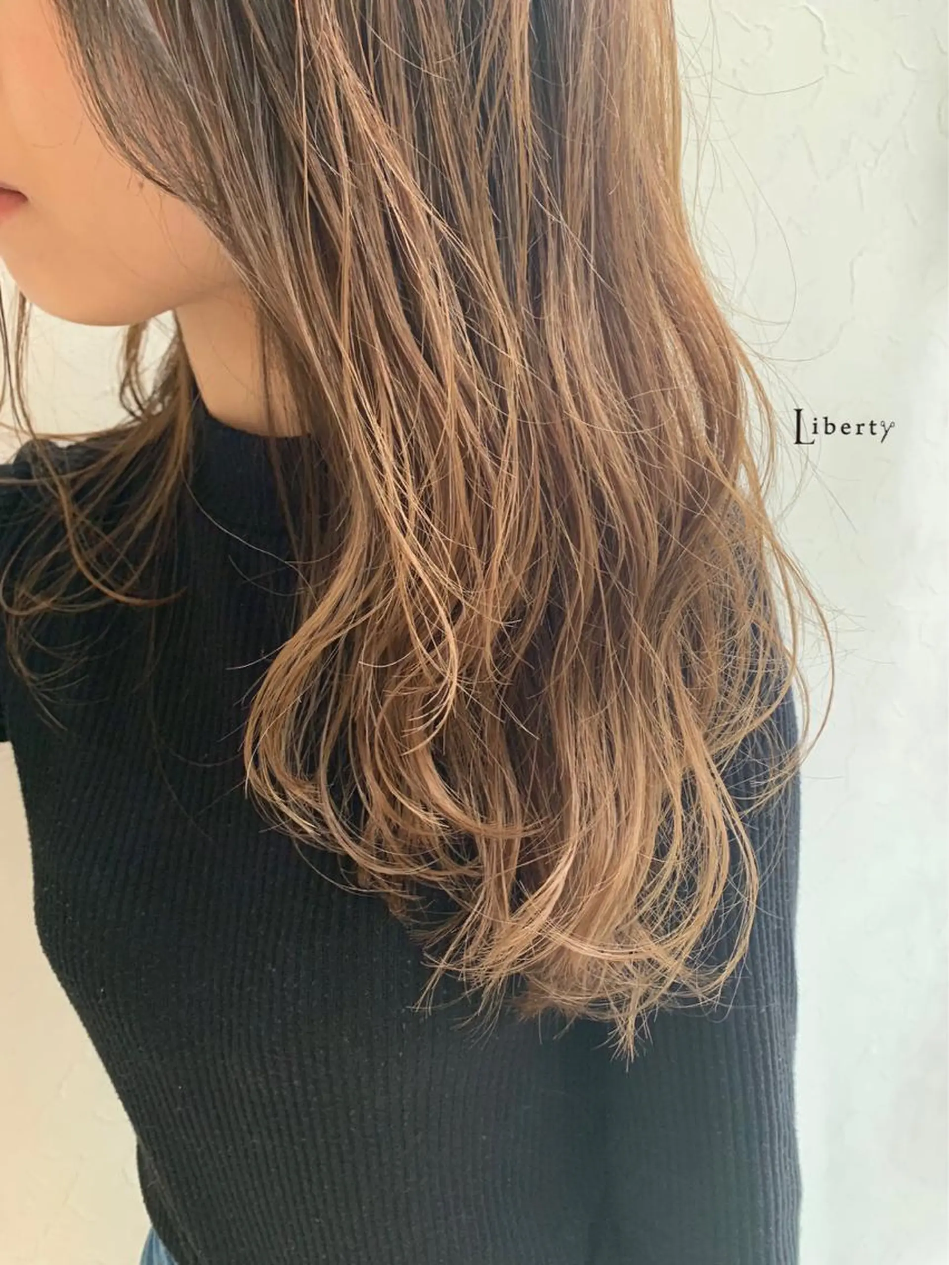 ロング カラー ベージュカラー 外国人風カラー ヘアカラー トリートメント Liberty 店長 TAJIMAのヘアスタイル
