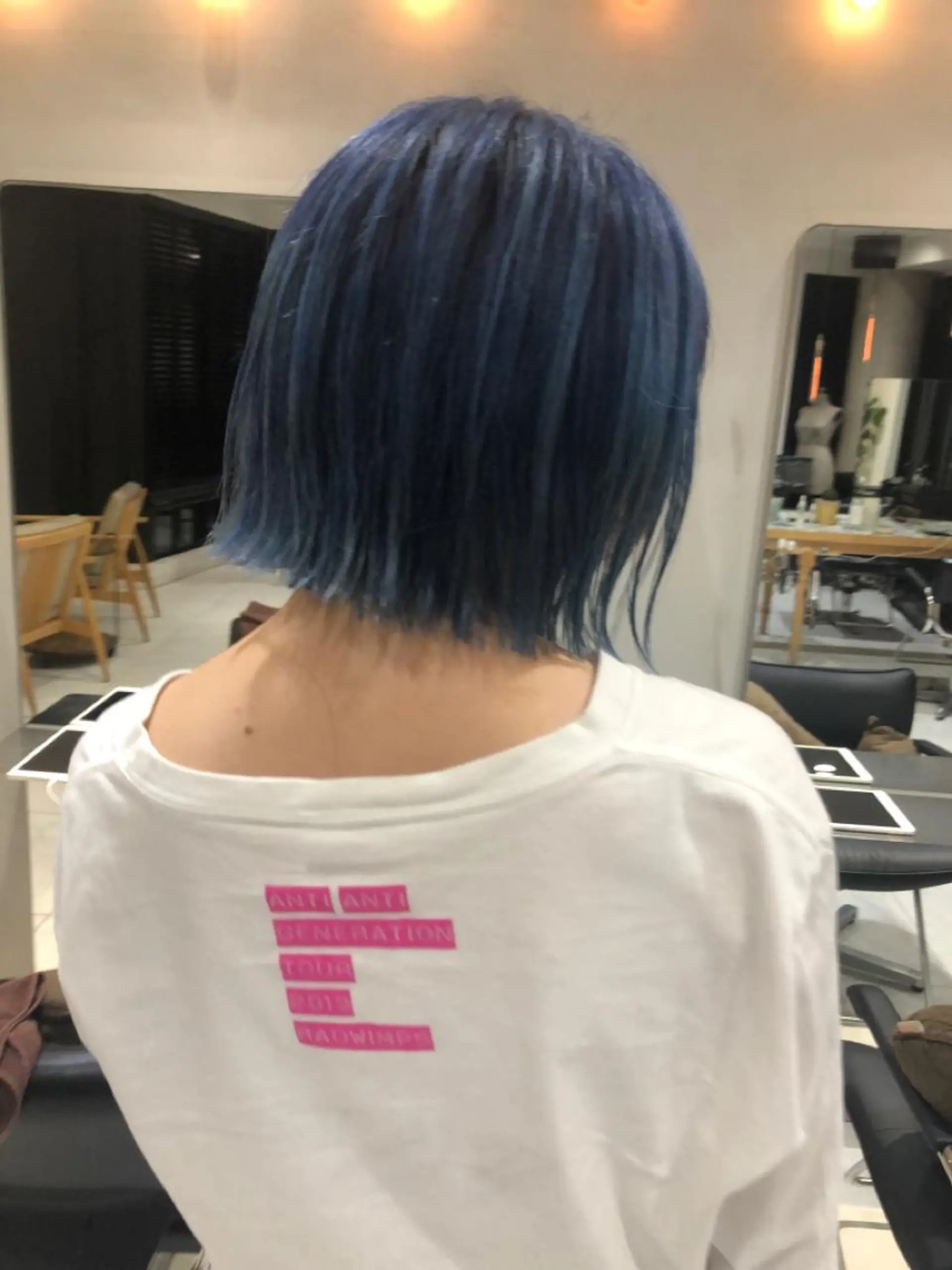 ショート カラー ブルーカラー ミヤギ リュウキのヘアスタイル