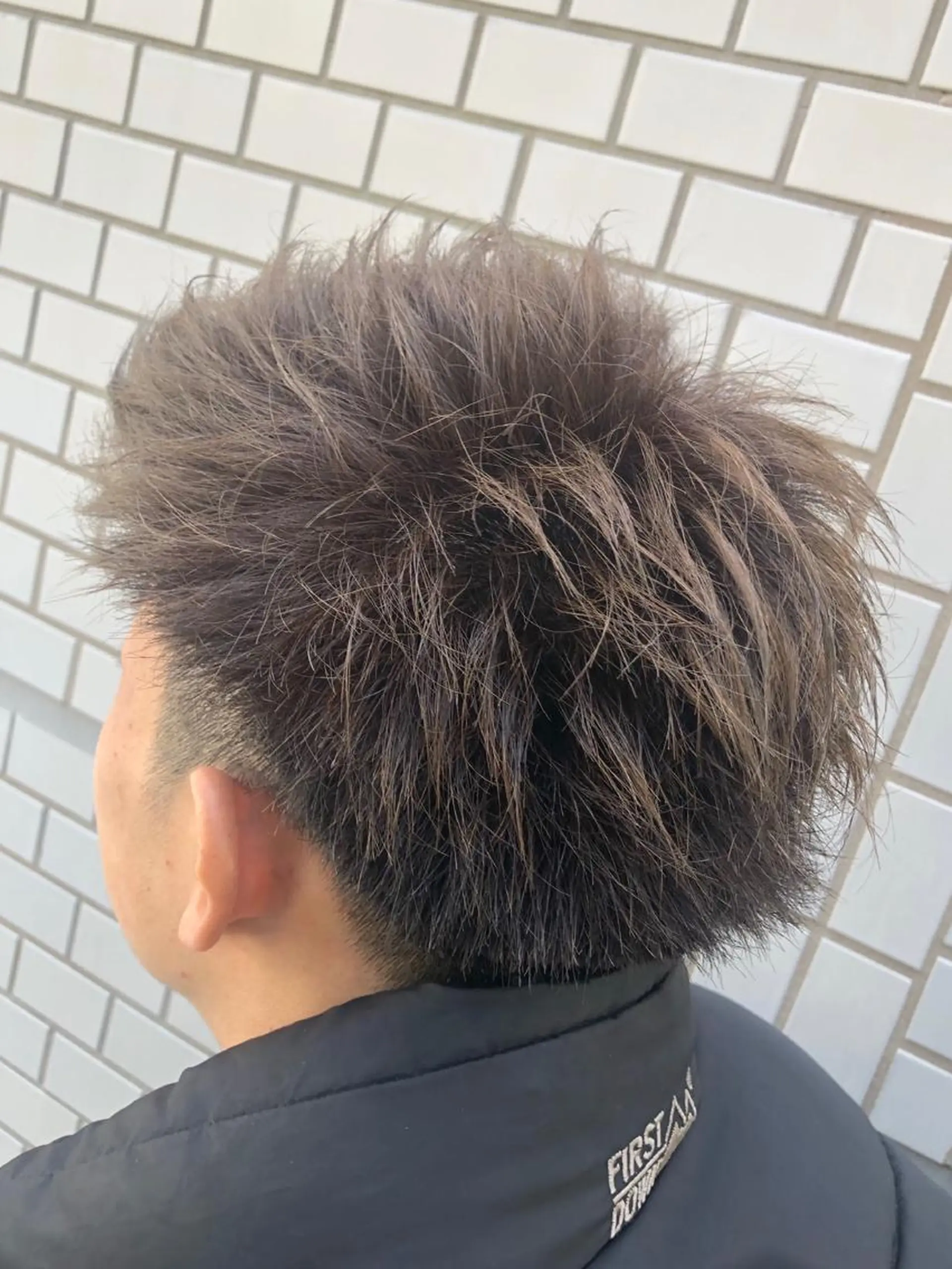 ショート メンズ カルマ・ニュアンス パーマ　須田龍世のヘアスタイル