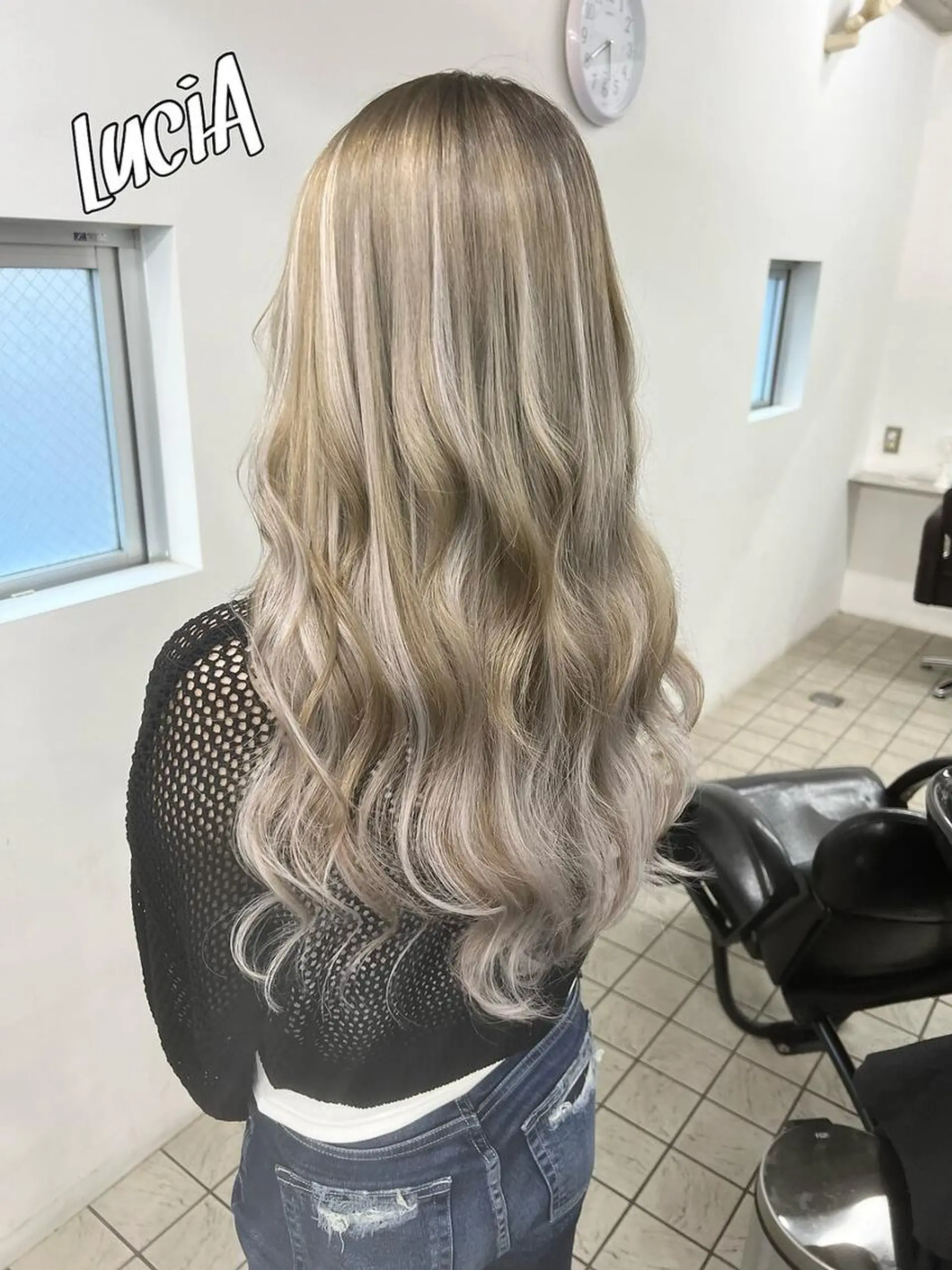 カラー ヘアアレンジ ロング MISAKIエクステ ブリーチ\5900のヘアスタイル