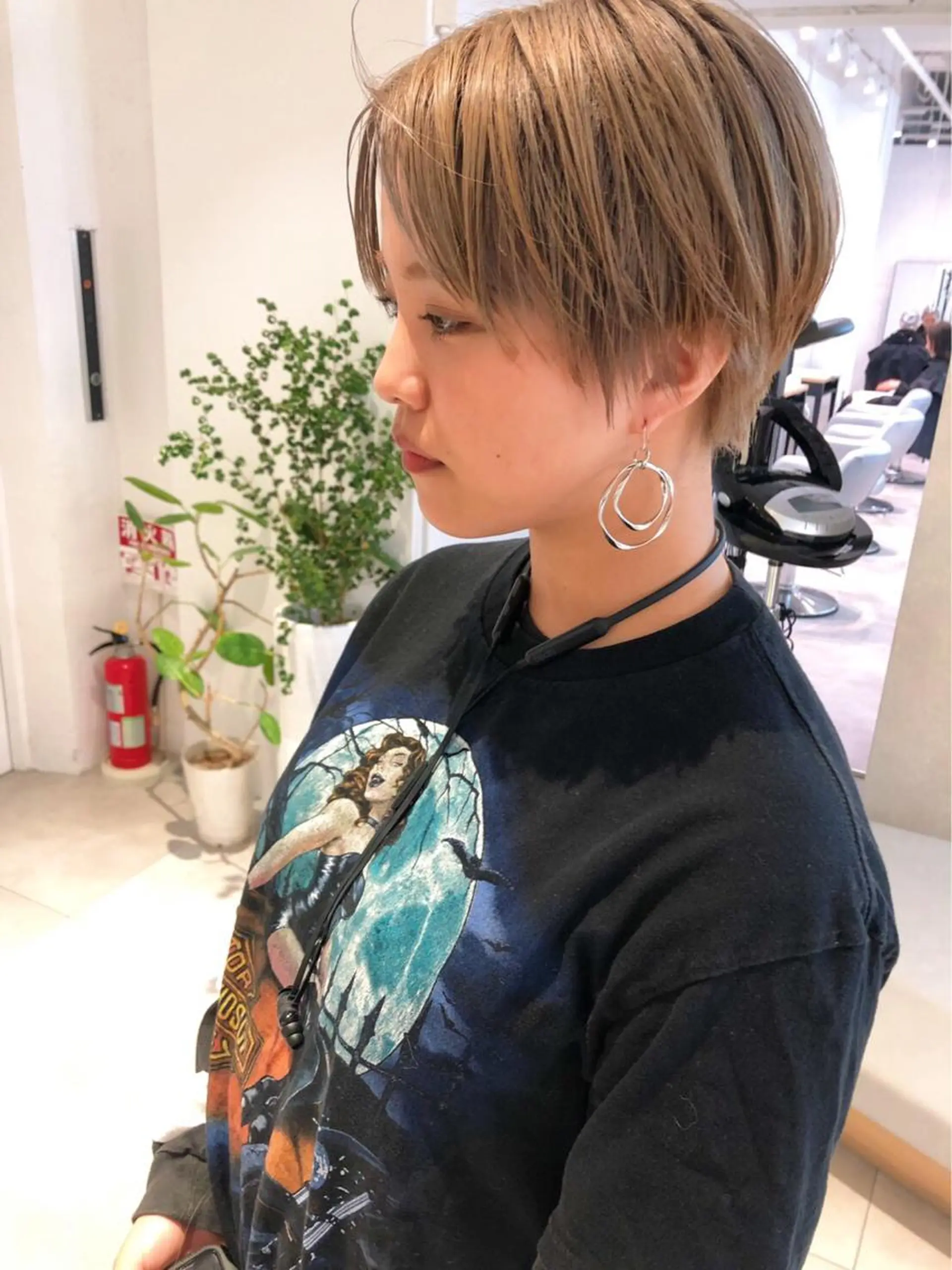 ショート カラー 🇰🇷カルマパーマ kaito🇰🇷のヘアスタイル