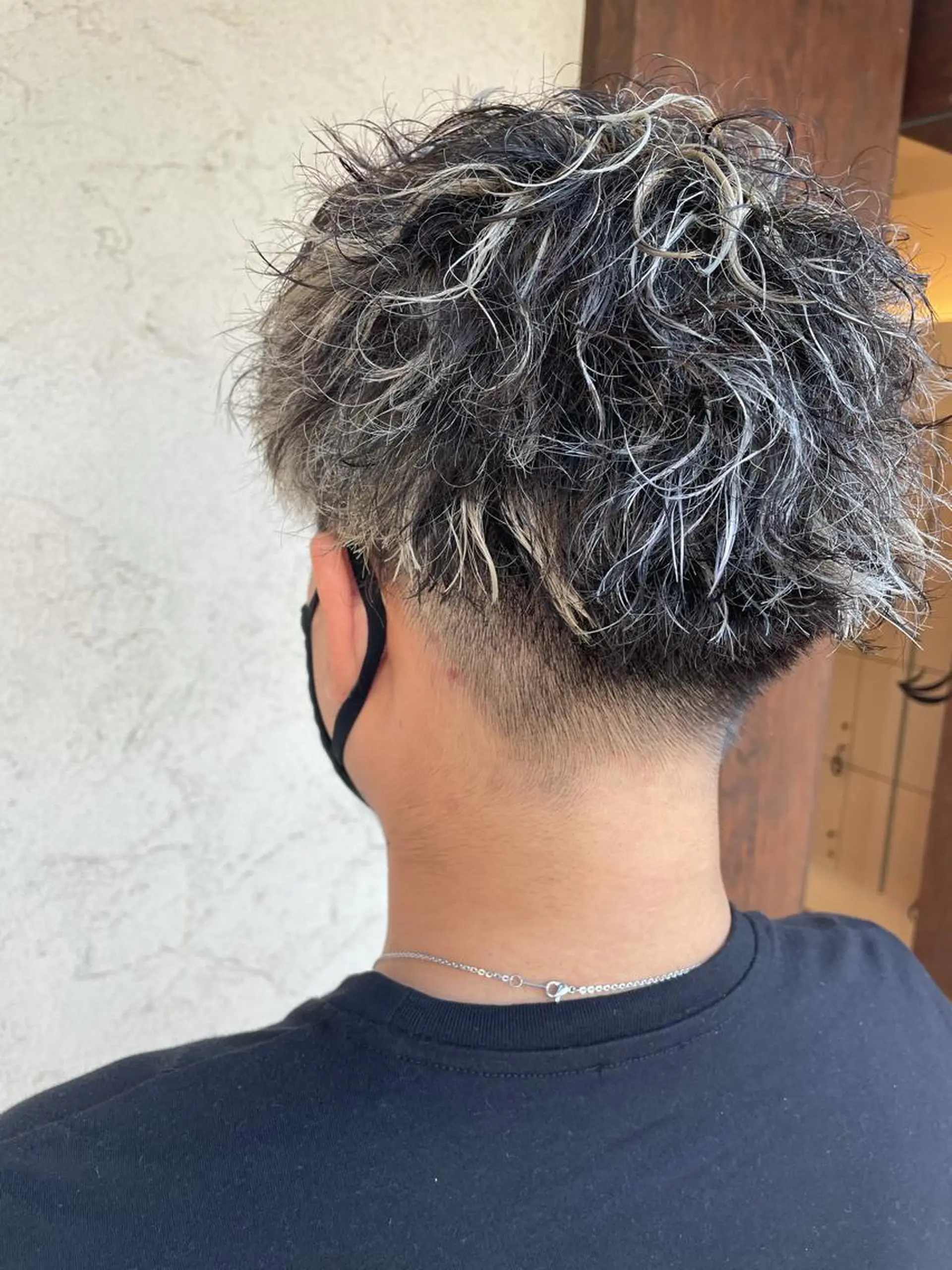 ショート カラー メンズ カット ヘアカラー パーマ トリートメント 前川 万都里のヘアスタイル