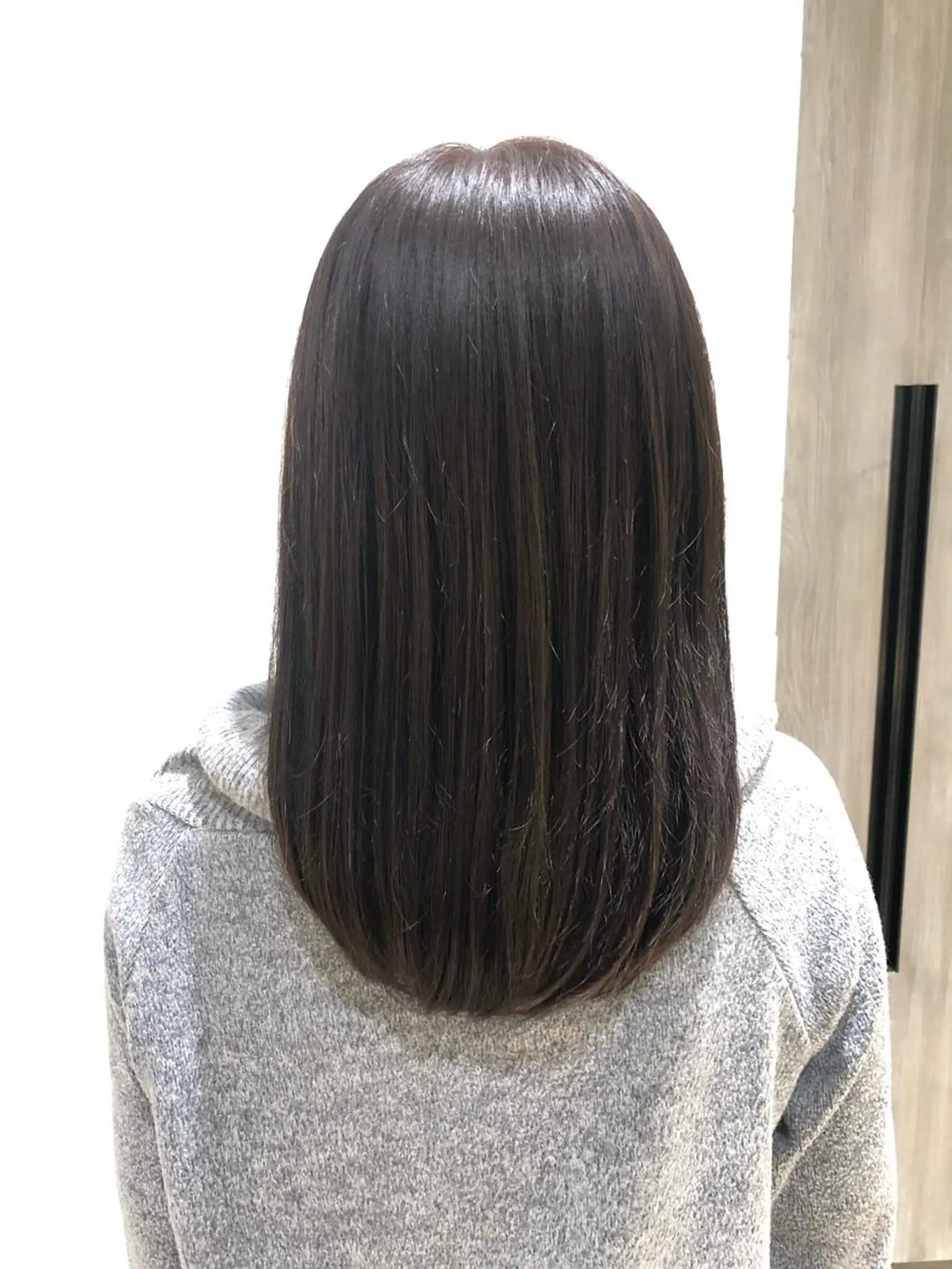 セミロング 田島 夏奈のヘアスタイル
