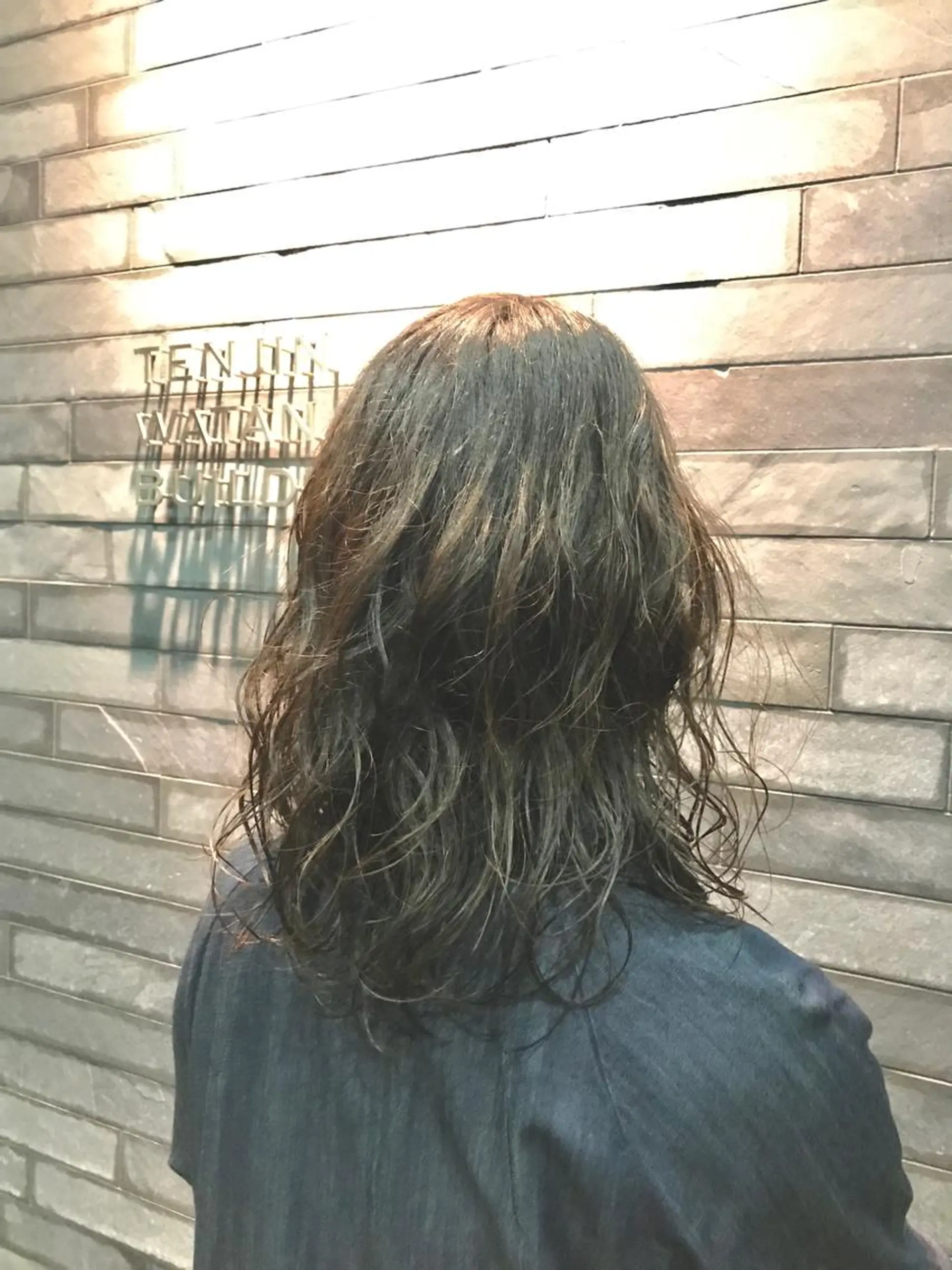 セミロング パーマ E N T E R所属・🌕髪質改善/透明感 @ENTER大名のヘアスタイル