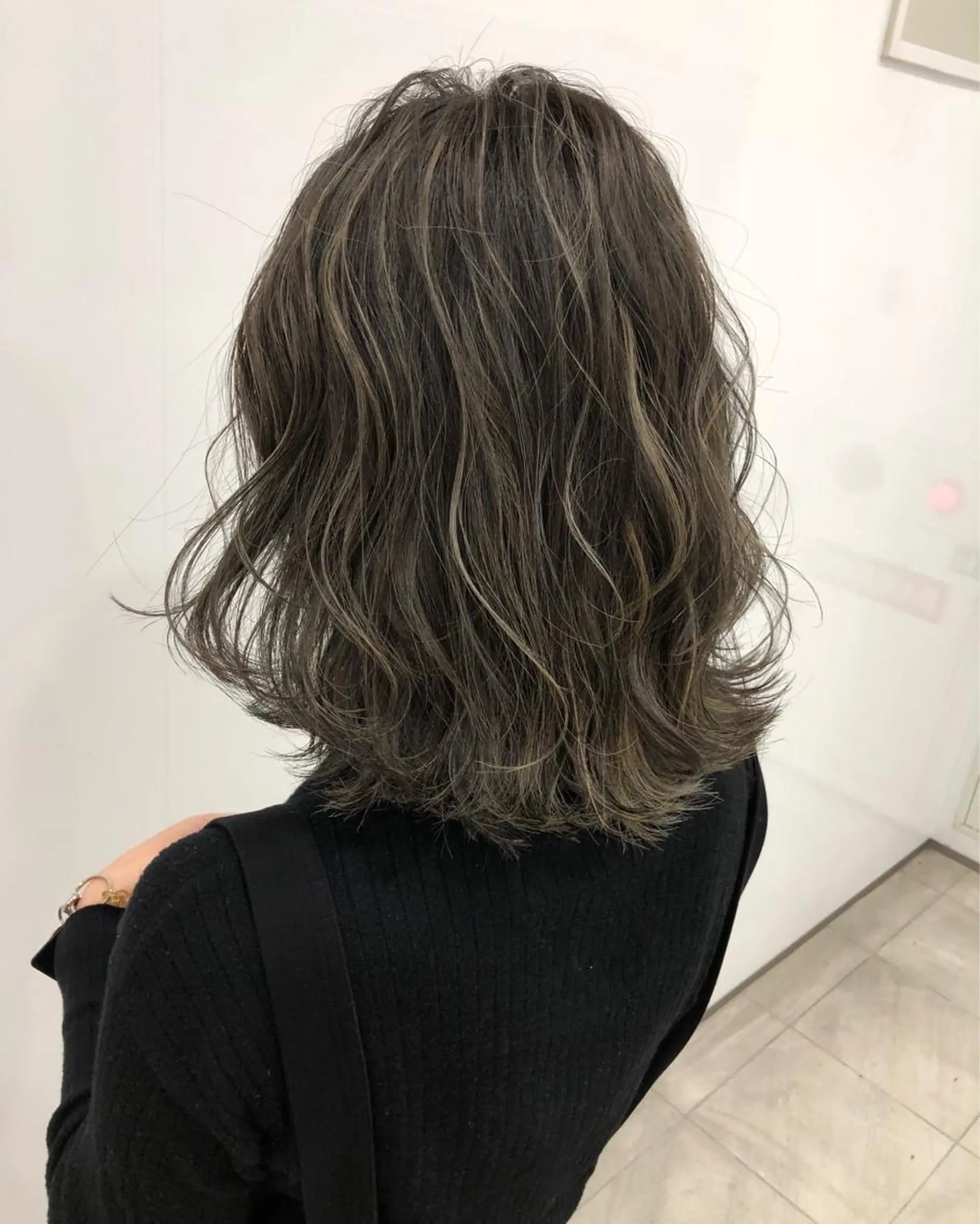 ショート ハイライト Rubik's江坂 ルービックえさかのヘアスタイル