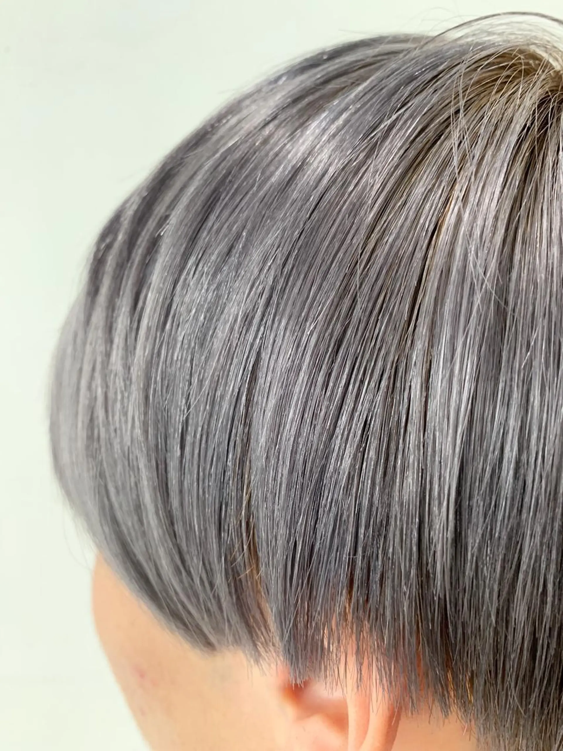 セミロング カラー ブリーチ ケアブリーチ シルバー ヘアカラー トリートメント THE./ブリーチ 透感カラー/髪質改善のヘアスタイル