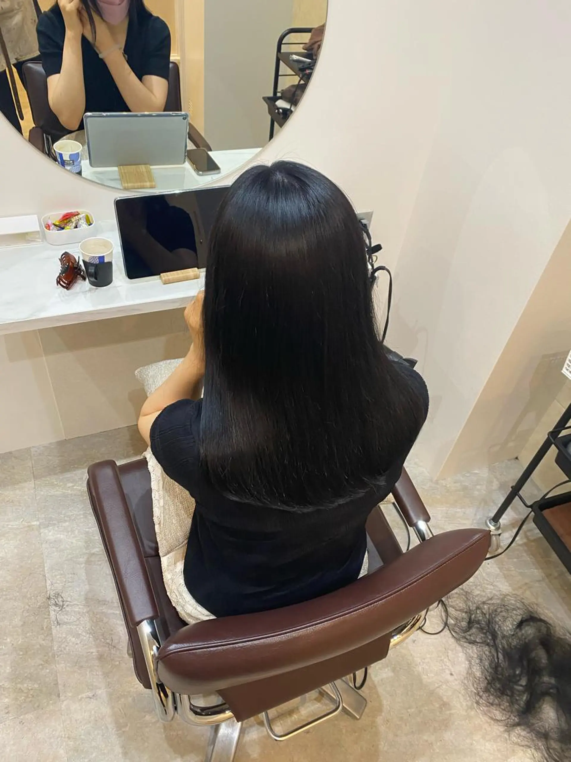 セミロング カラー カット ヘアカラー トリートメント 【髪質改善 艶髪】 布川 莉穂のヘアスタイル