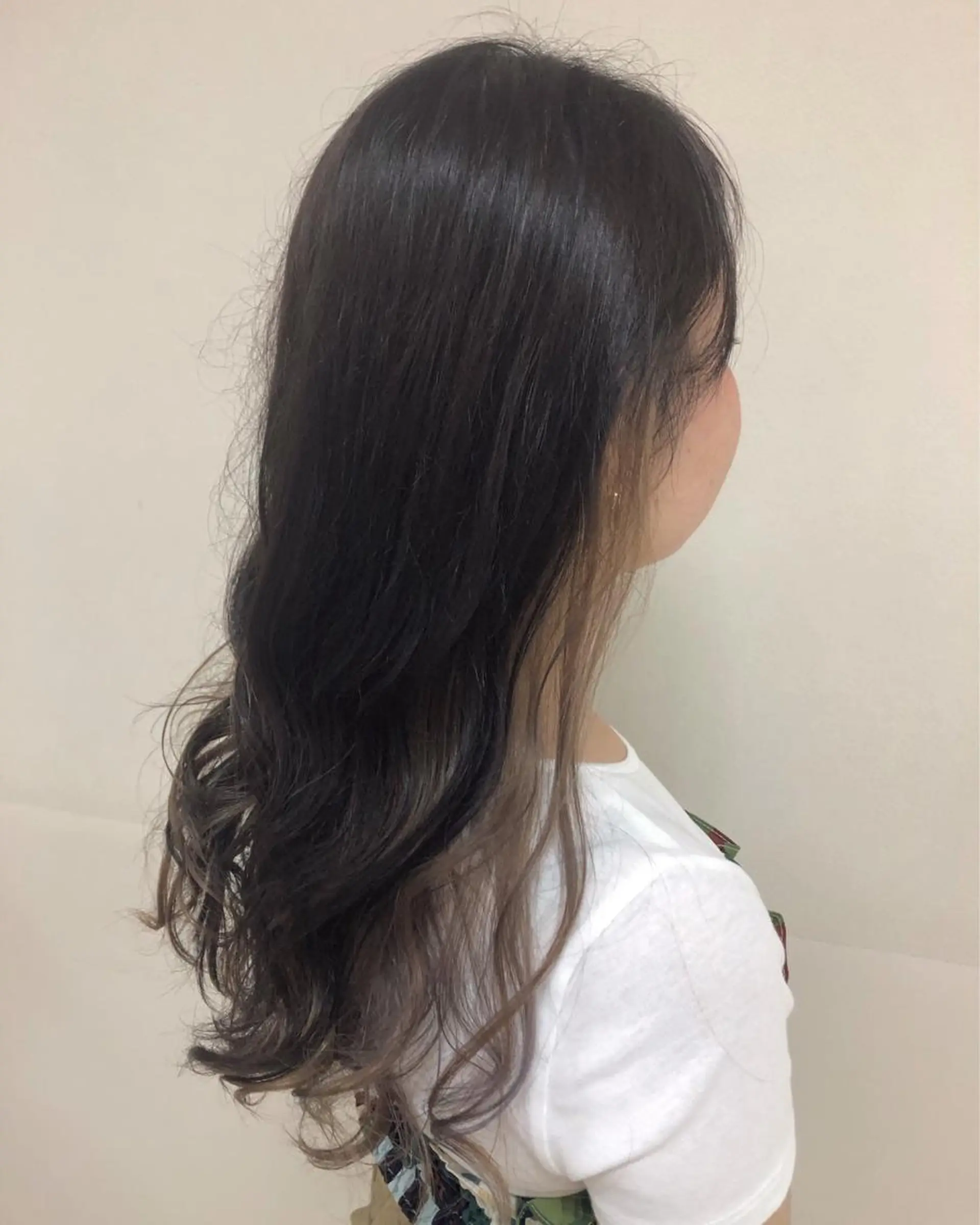 セミロング カラー ヘアアレンジ デザインカラー インナーカラー 丸谷 みくのその他イメージ