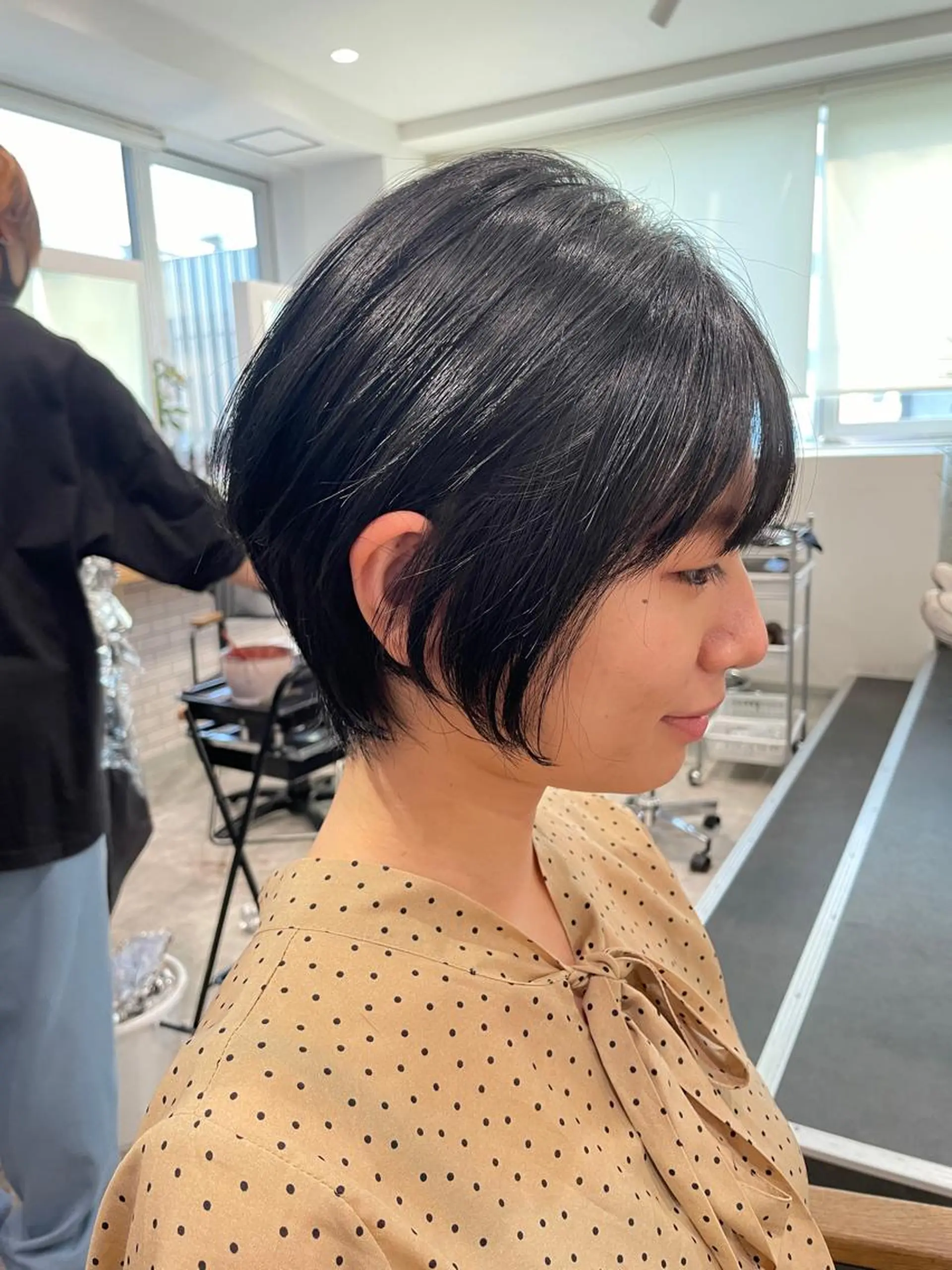 ショート カット 大人レイヤー ヨシミカズヤのヘアスタイル