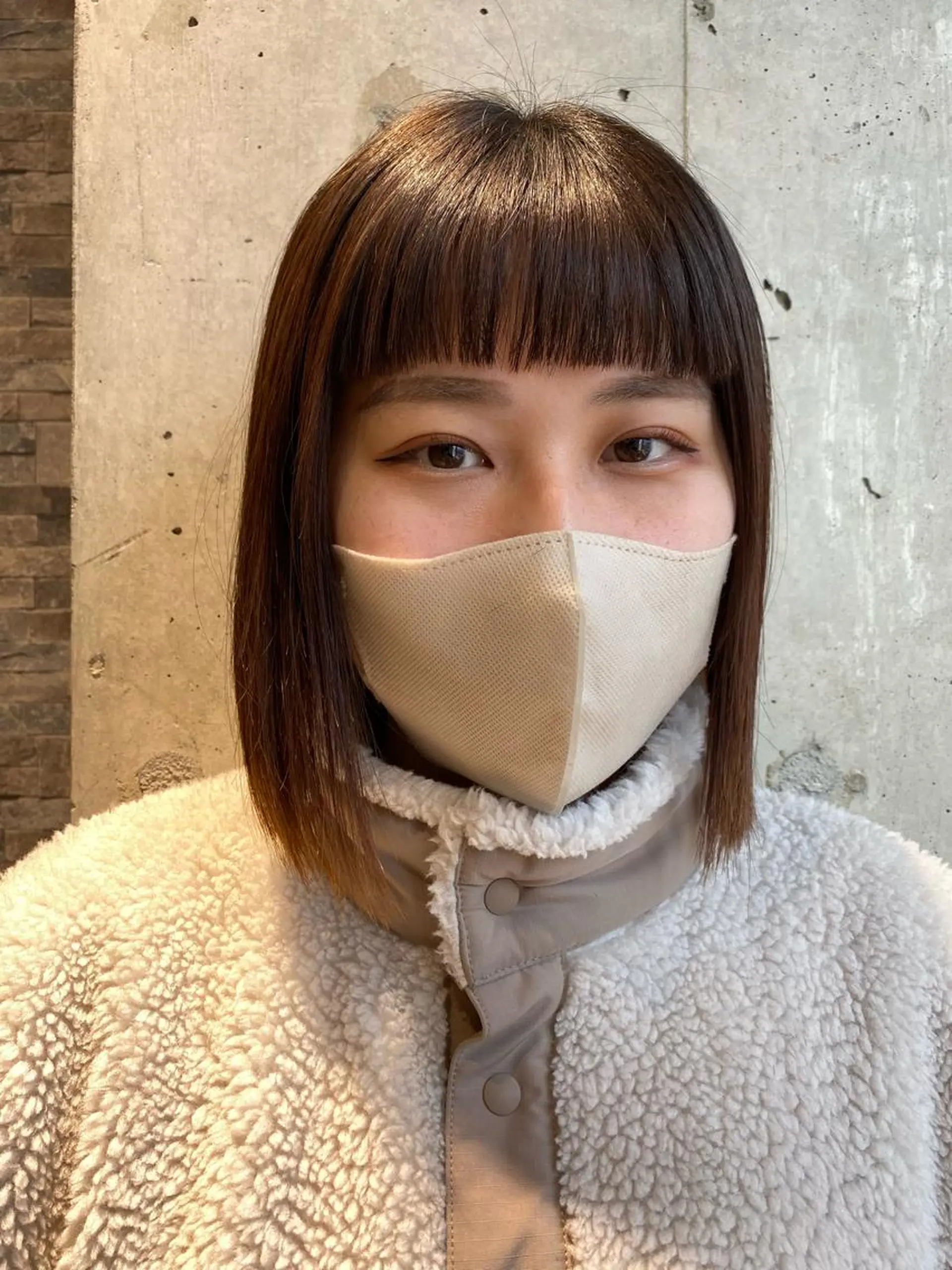 ミディアム オン眉 カット 透明感カラー 🩰asumiのヘアスタイル