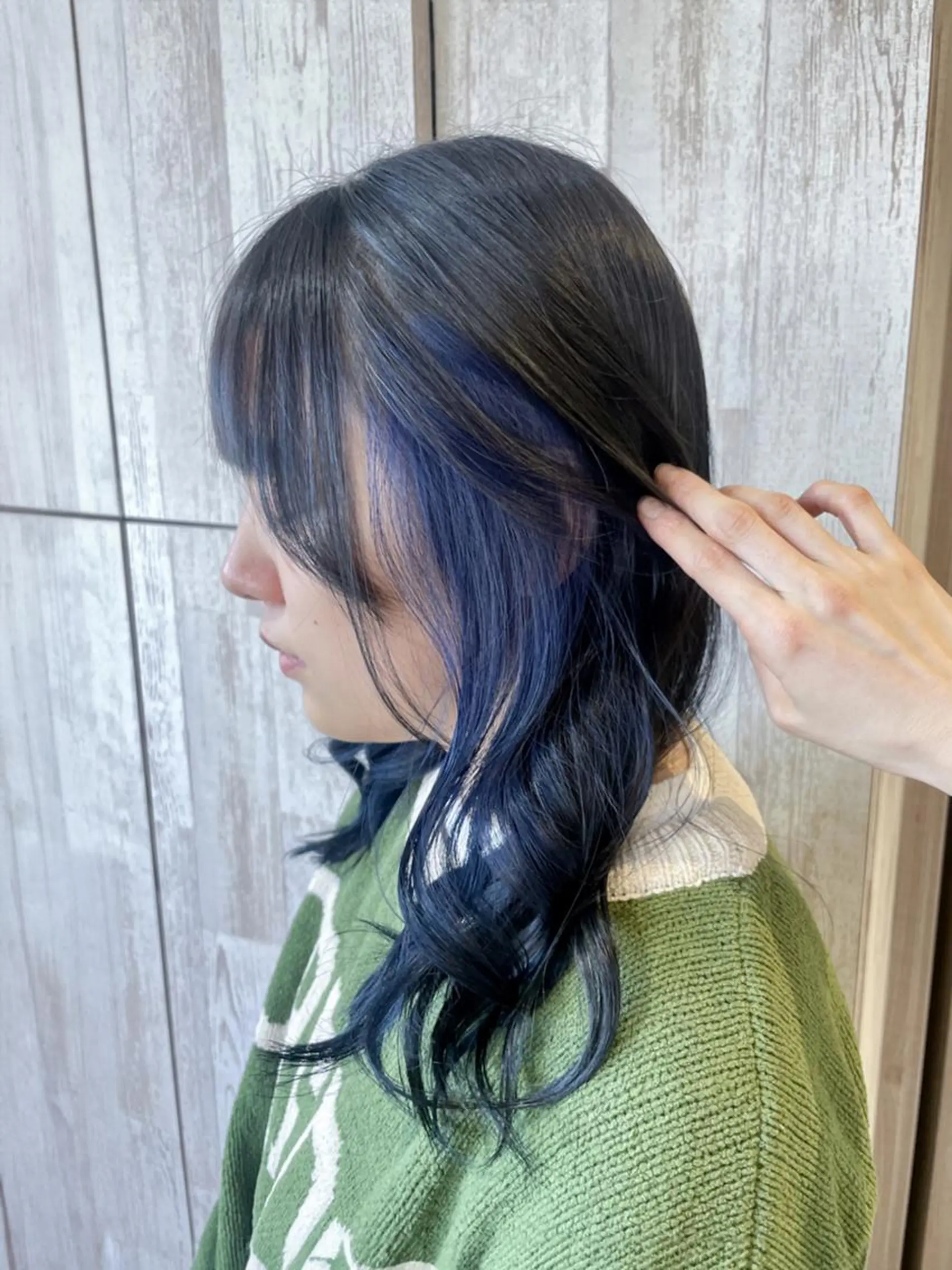 ミディアム カラー ブルーカラー インナーカラー ヘアカラー トリートメント 高橋成海⚡️透明感/ ブリーチデザイン⚡️のヘアスタイル