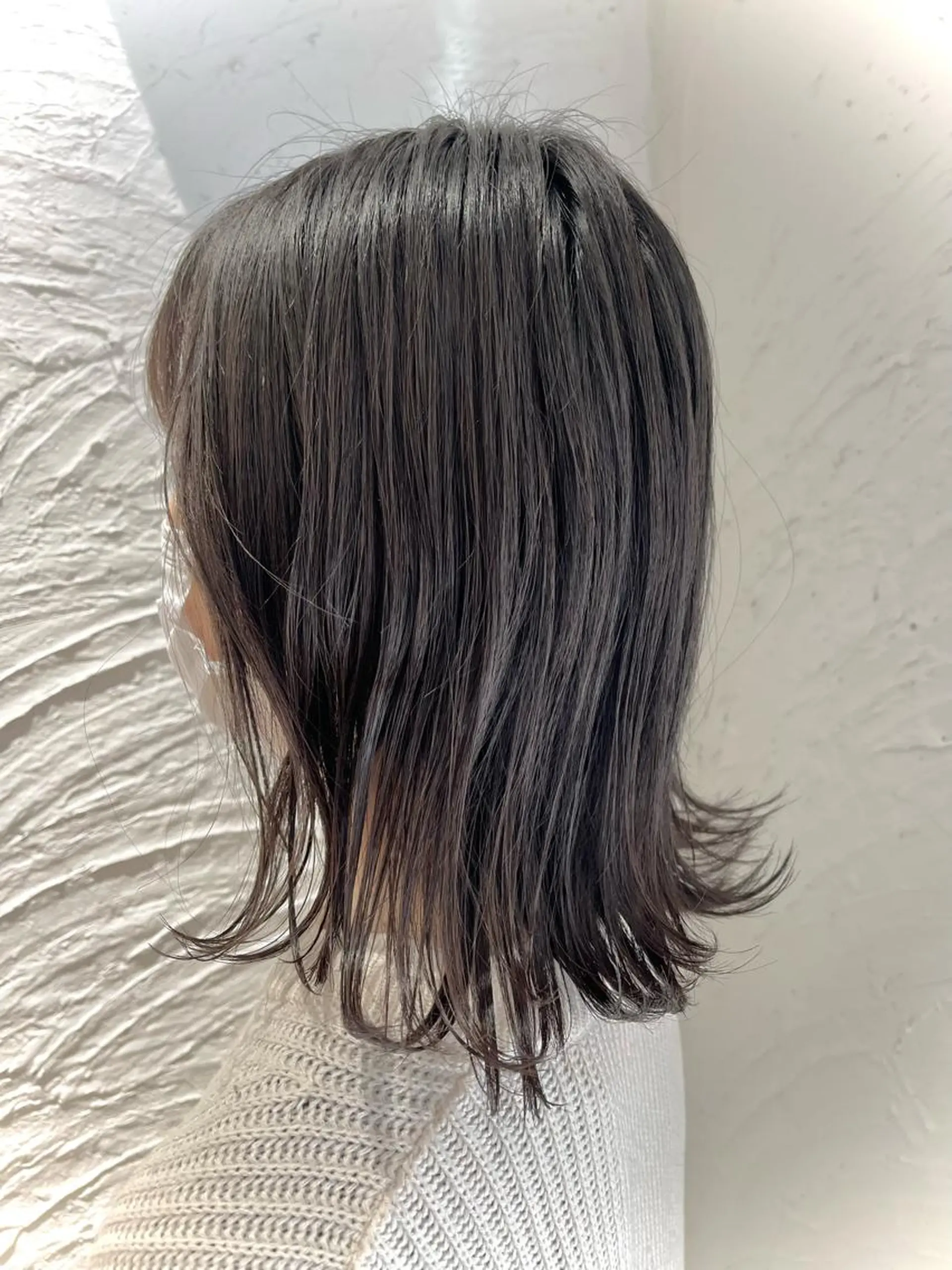 ミディアム カラー グレージュ 外ハネヘア 🌈透明感カラー🌈 🌟吉田祐介🌟のヘアスタイル