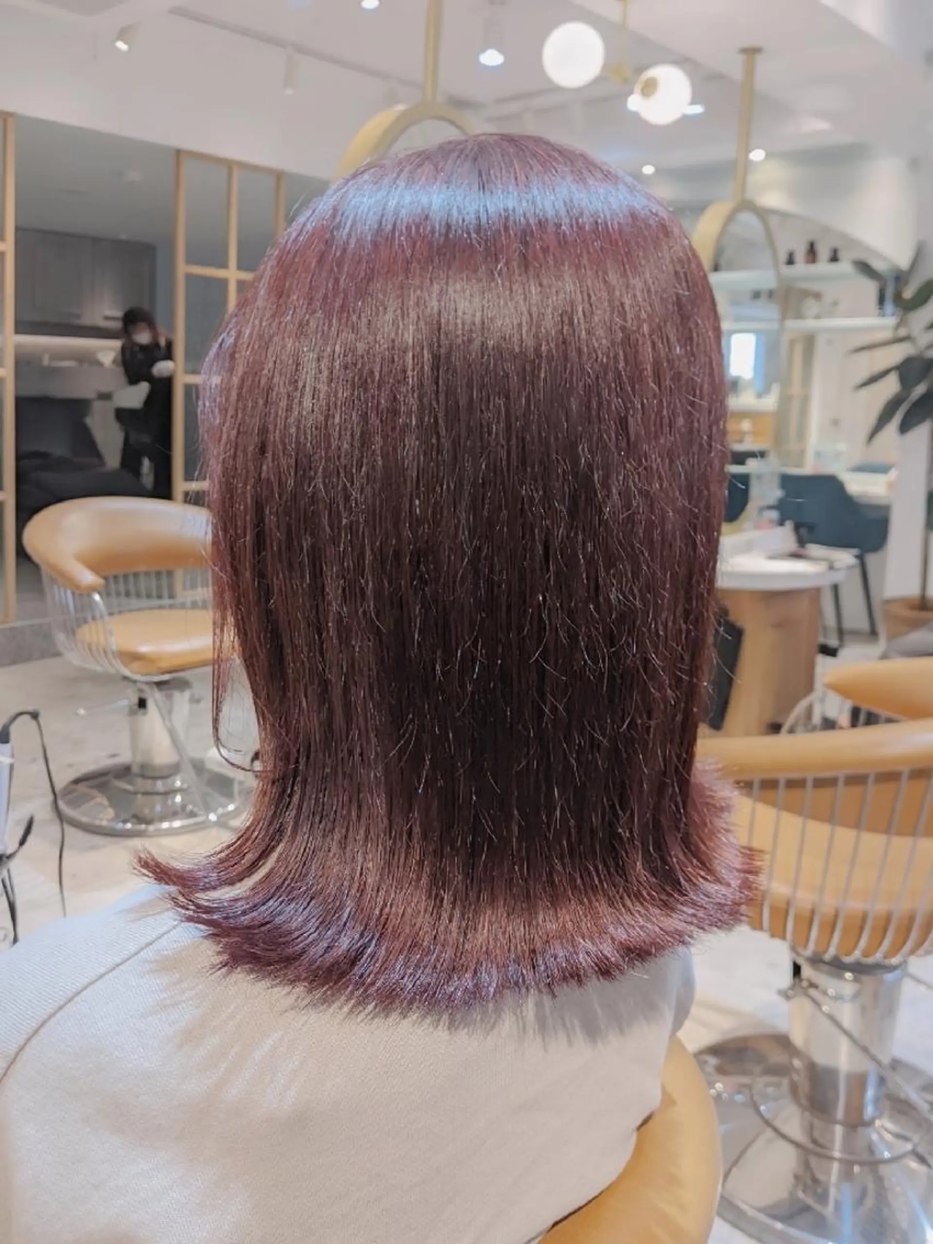 ミディアム カット ヘアカラー トリートメント 縮毛矯正/レイヤー 💎やまもとちひろのヘアスタイル