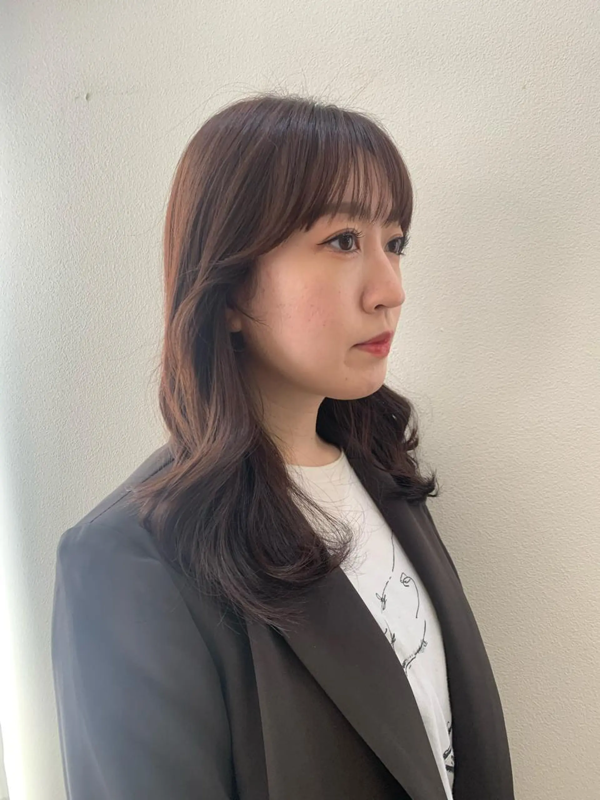 セミロング カラー ブラウンカラー レイヤーカット 現地韓国ヘア🇰🇷 Chisaki치사키のヘアスタイル