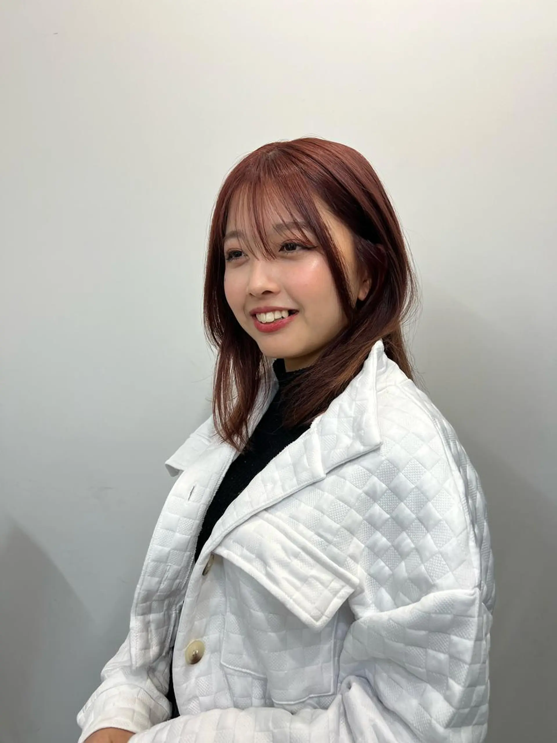 セミロング セミロングパーマ 髪質改善 トリートメント 韓国風レイヤーカット グレージュ/大希のヘアスタイル