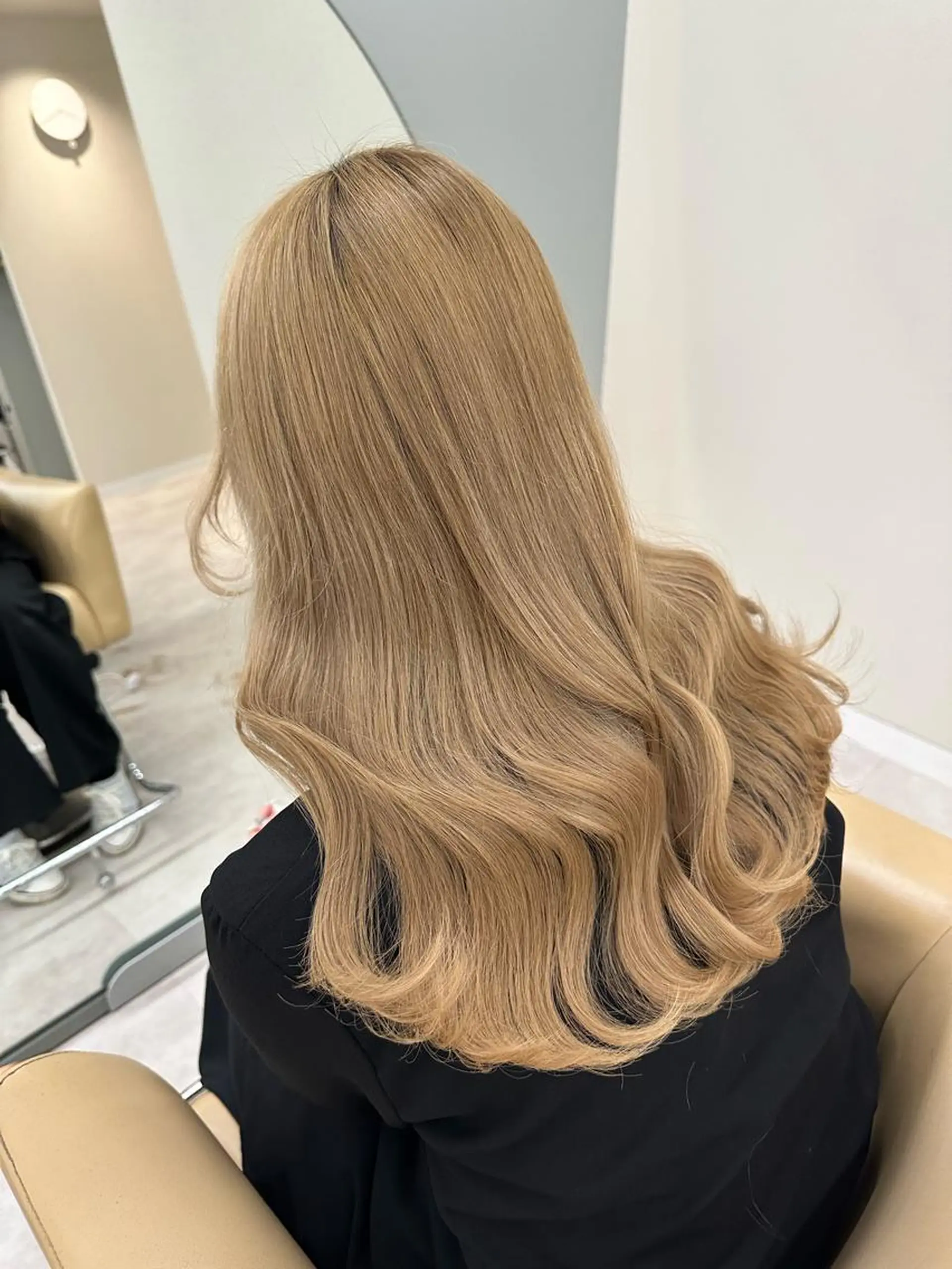 ロング 韓国風ヘア ロング 🥀デザインカラー 難波 秀喜🥀のヘアスタイル