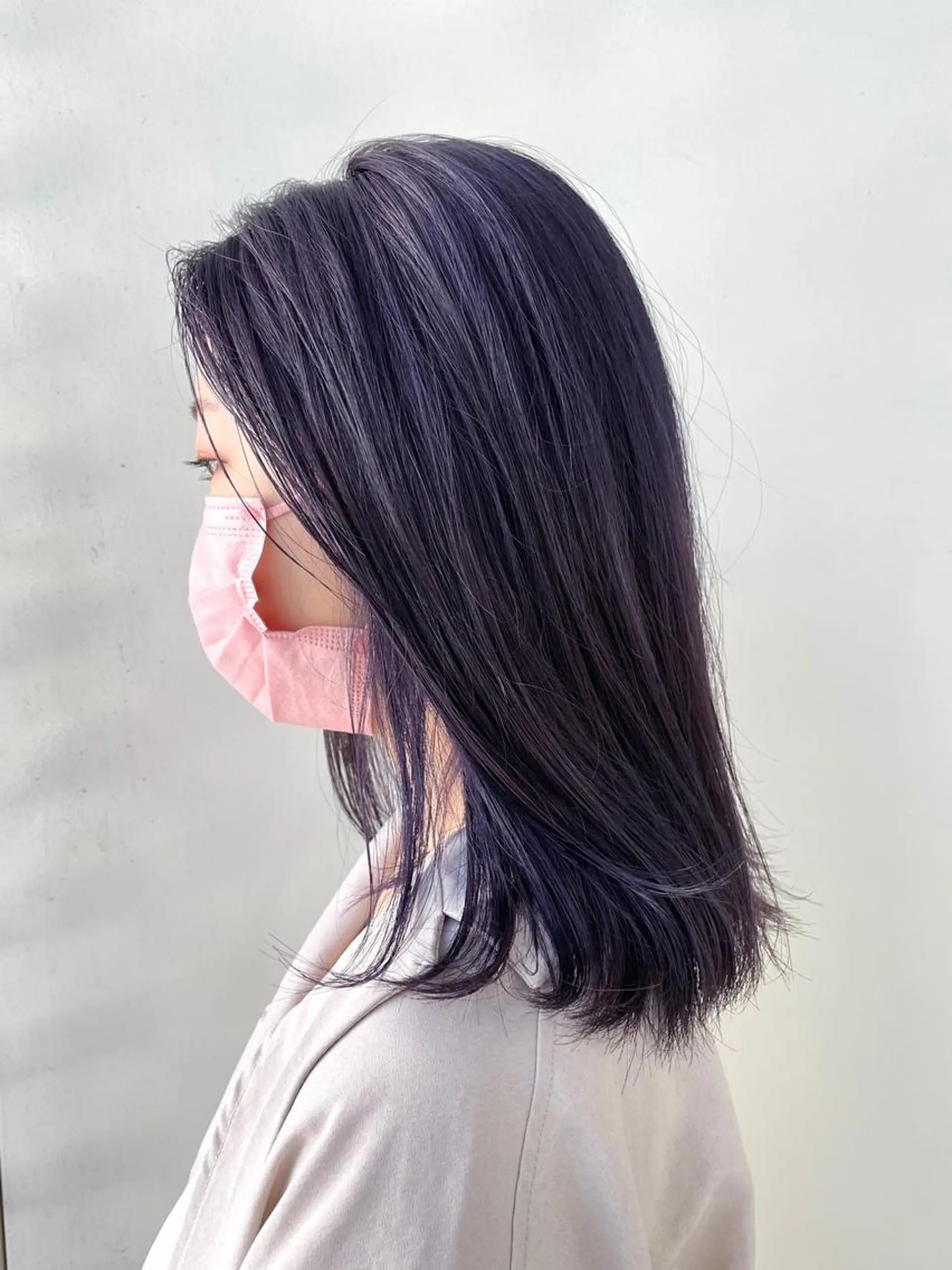 ミディアム カラー ブルーカラー ブルーバイオレット ラベンダーカラー バイオレットカラー ANNA ／艶髪／ハイトーンのヘアスタイル