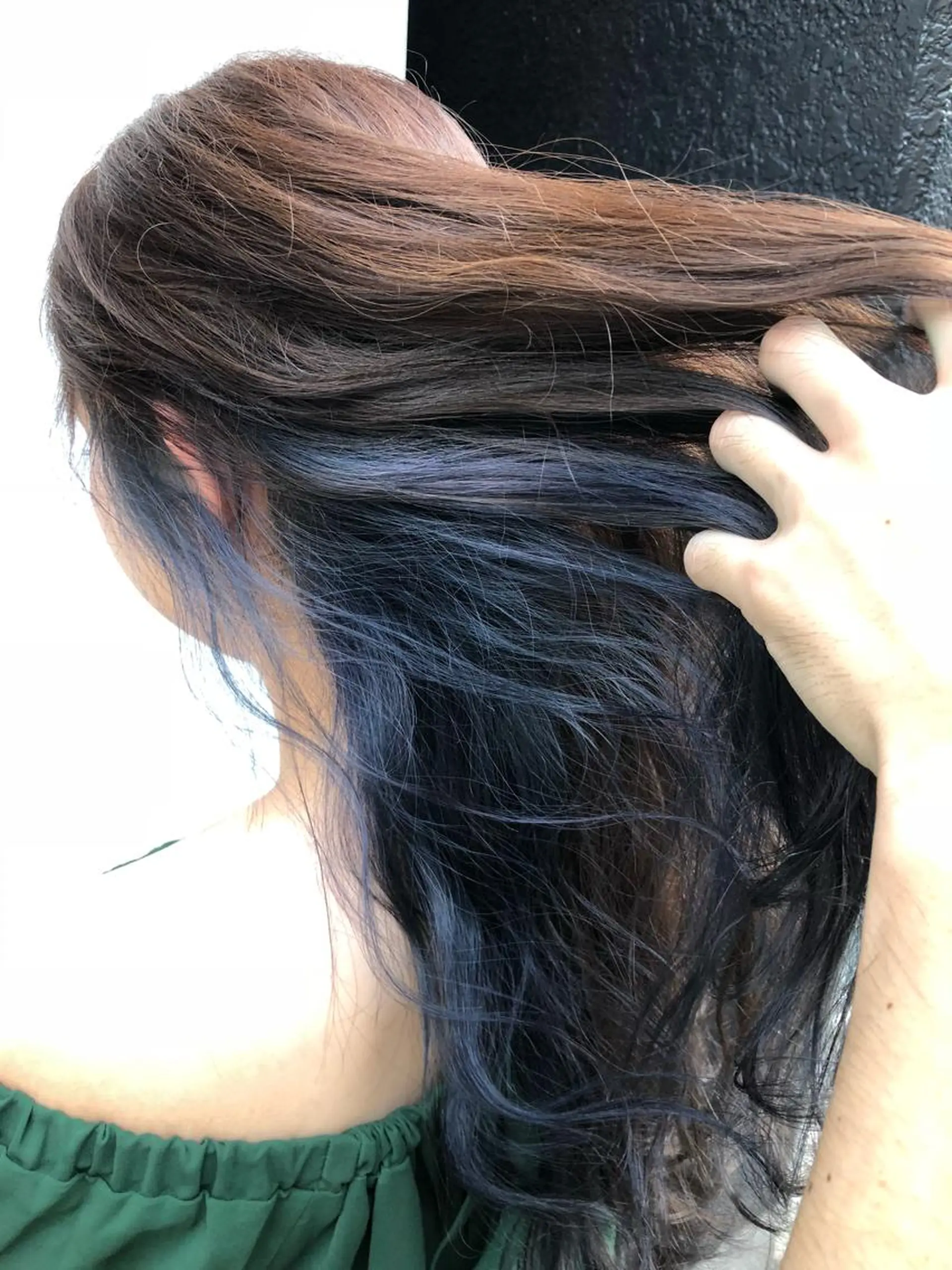 ロング カラー ブルーカラー インナーカラー ネイビーカラー TRUNS髪質改善所属・100%髪質改善特化 TRUNSのヘアスタイル