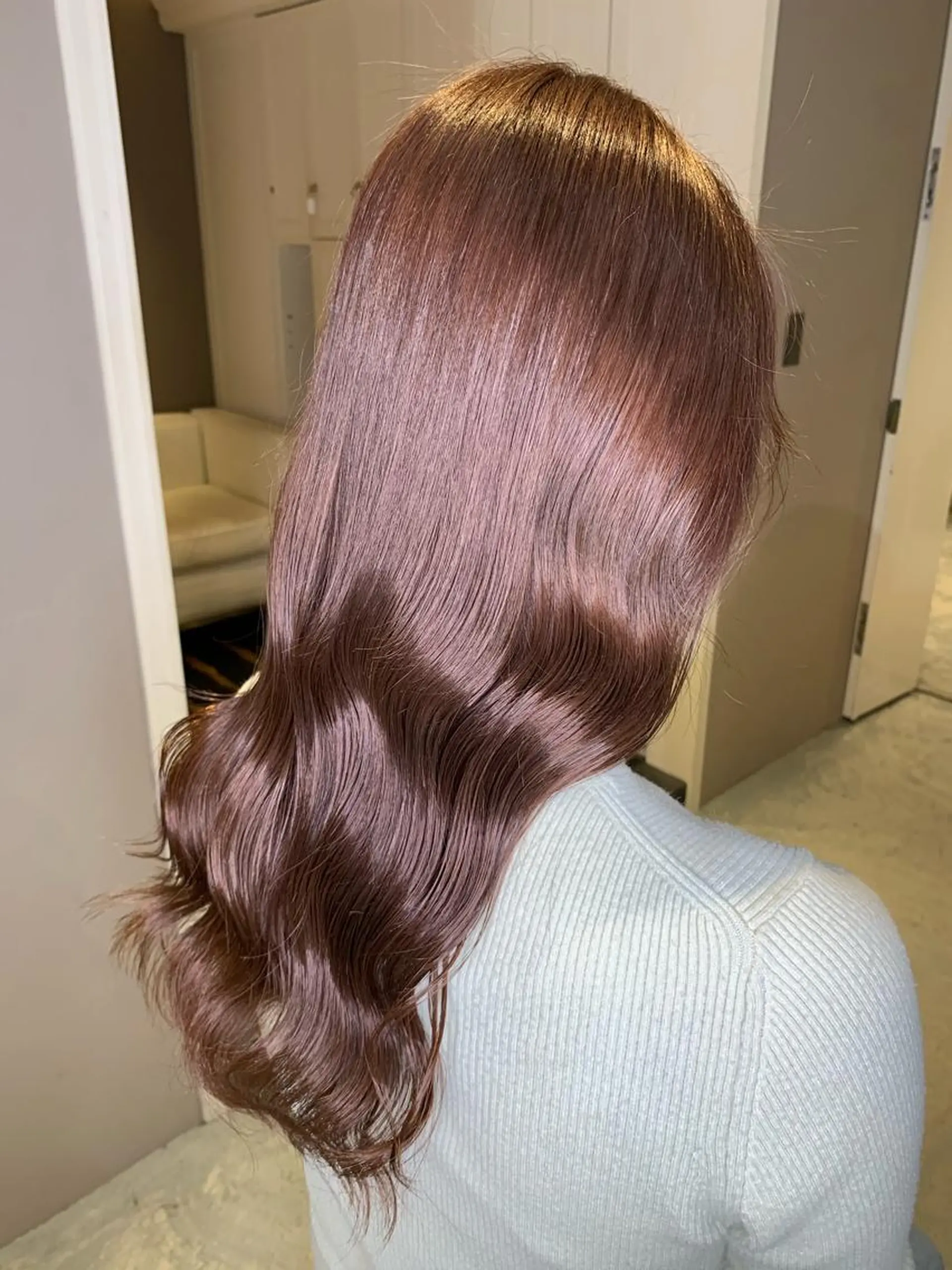ロング カラー ベージュカラー ブリーチ ショコラベージュ 透明感カラー 全国No.1歴あり HINATA🥇のヘアスタイル