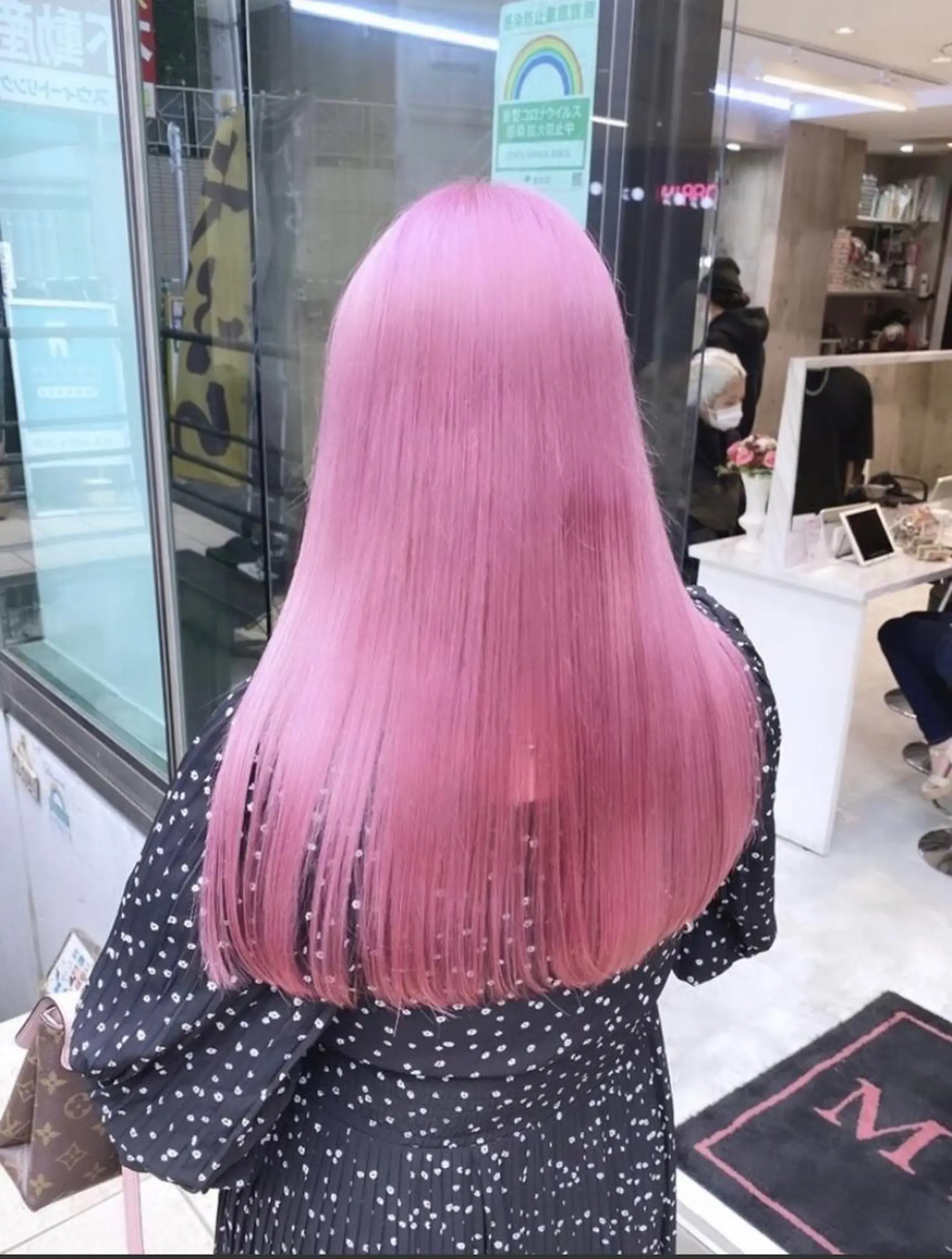 ロング アッシュ アッシュグレー アッシュグレージュ ミストバング ピンクブラウン ハイトーン×エクステ 💞くるみのヘアスタイル