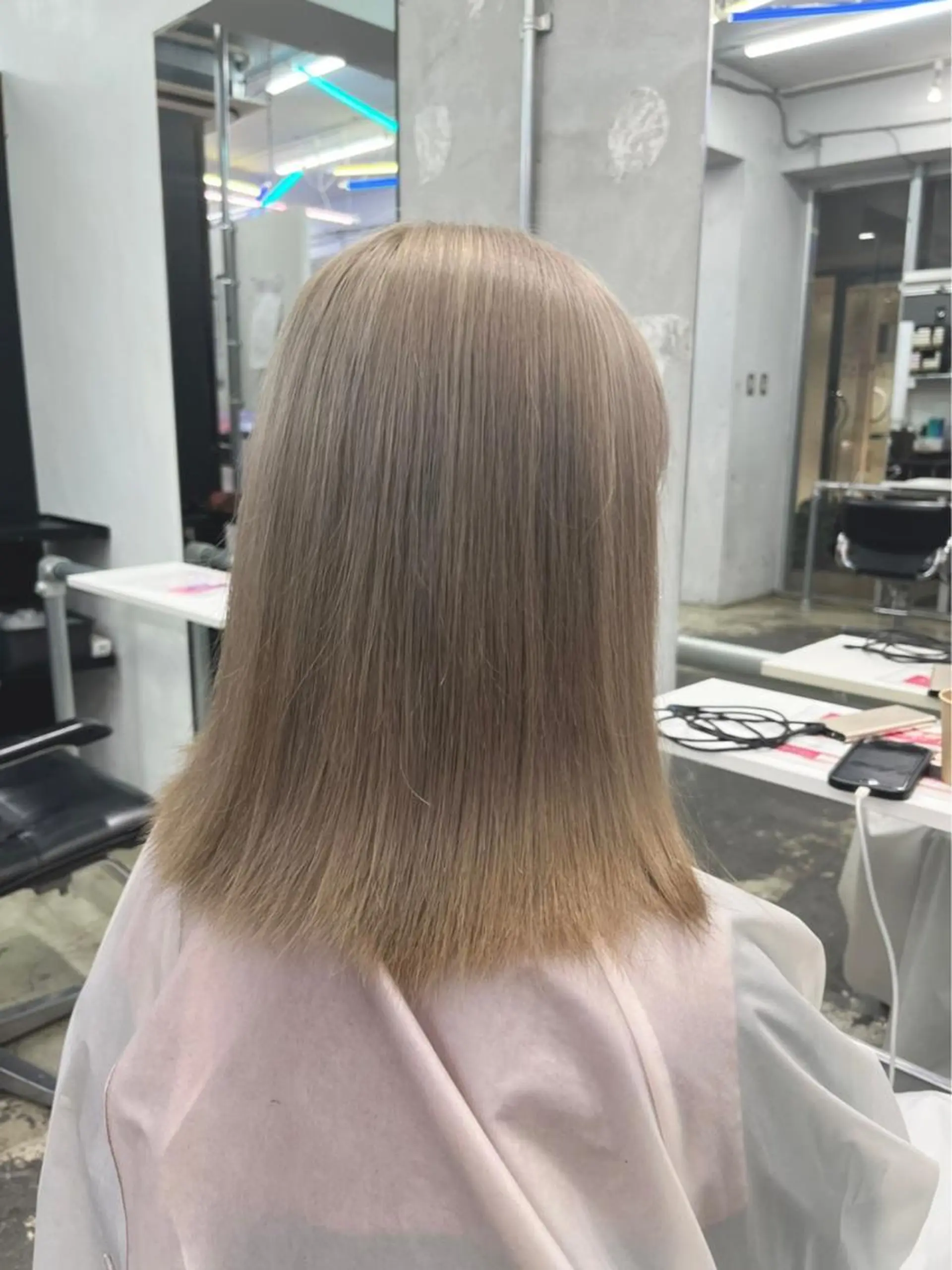 セミロング カラー カット 縮毛矯正 トリートメント ザクザクレイヤー 🍀/カラー/小田のヘアスタイル