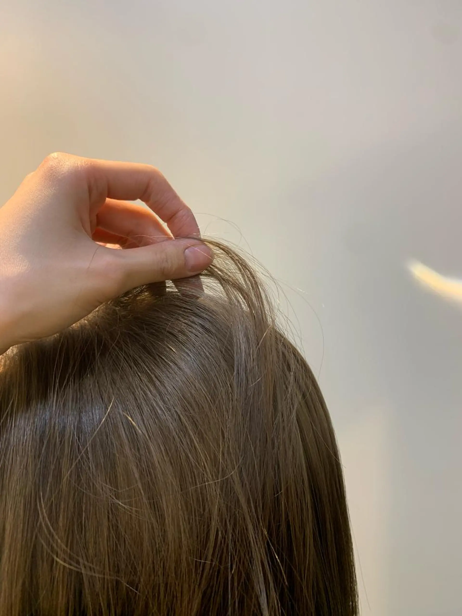 カラー 石田 成美のヘアスタイル