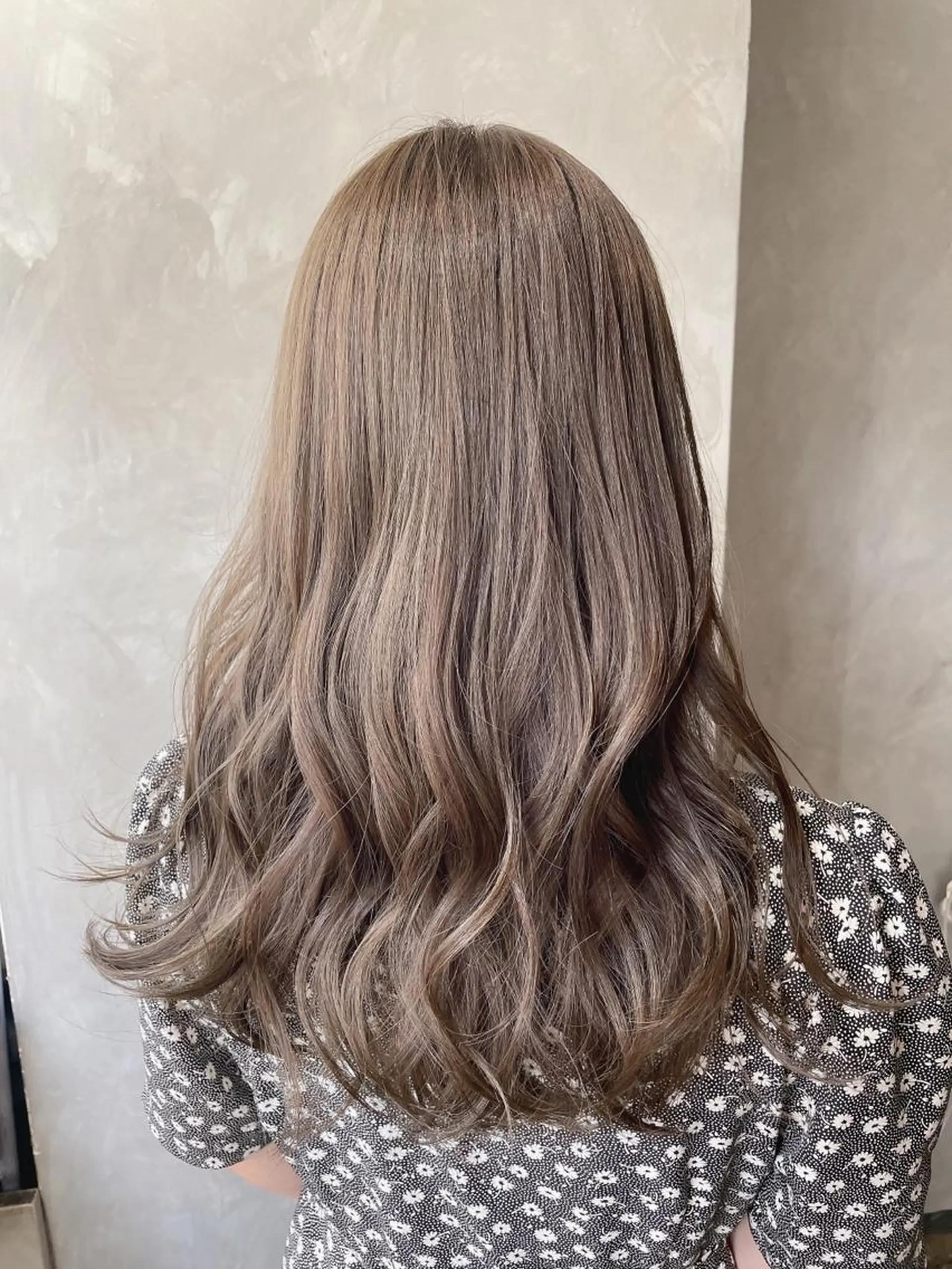 ロング カラー カット ヘアカラー 梅田美容室 山崎海波のヘアスタイル