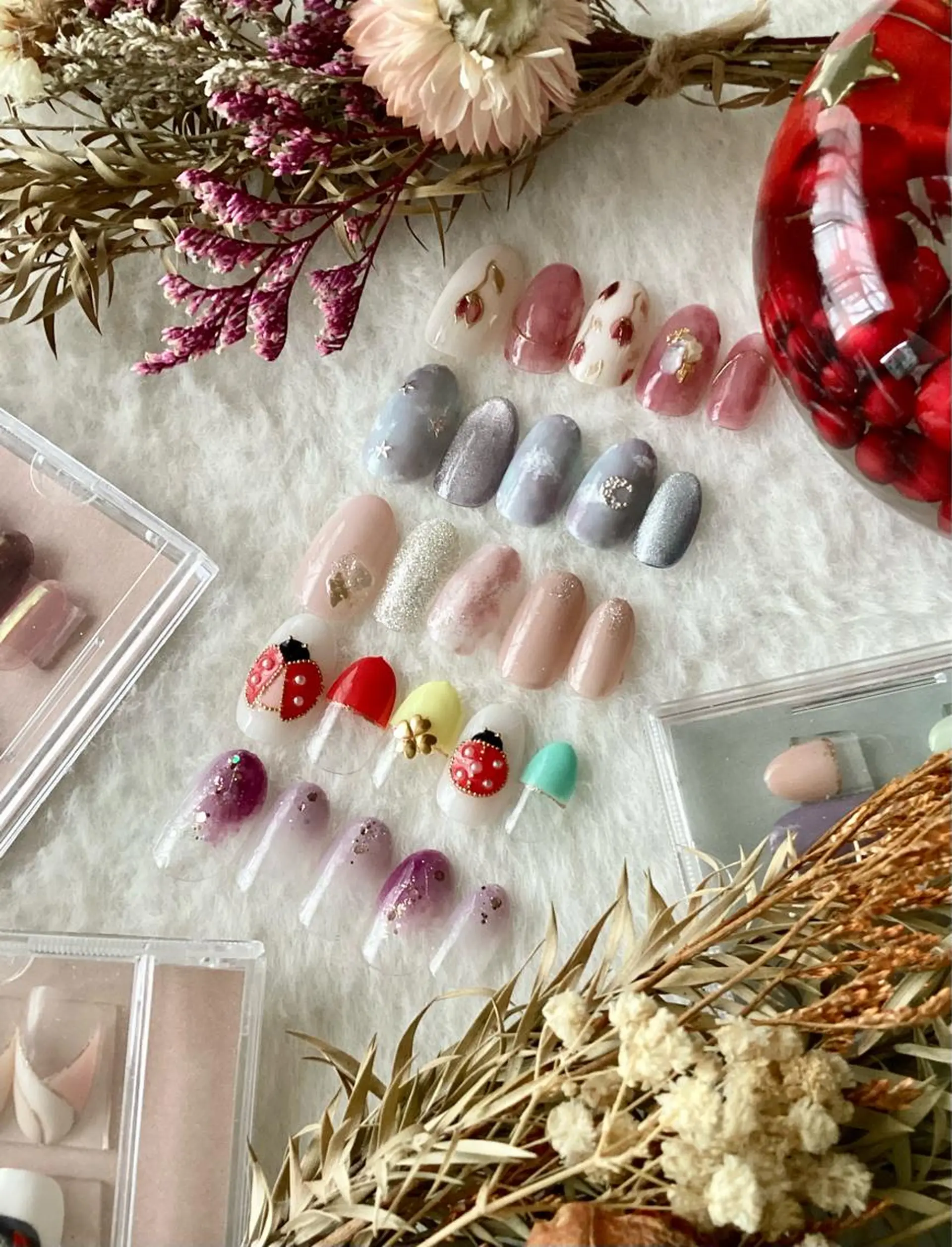 ネイル 山田 美紀のネイルデザイン