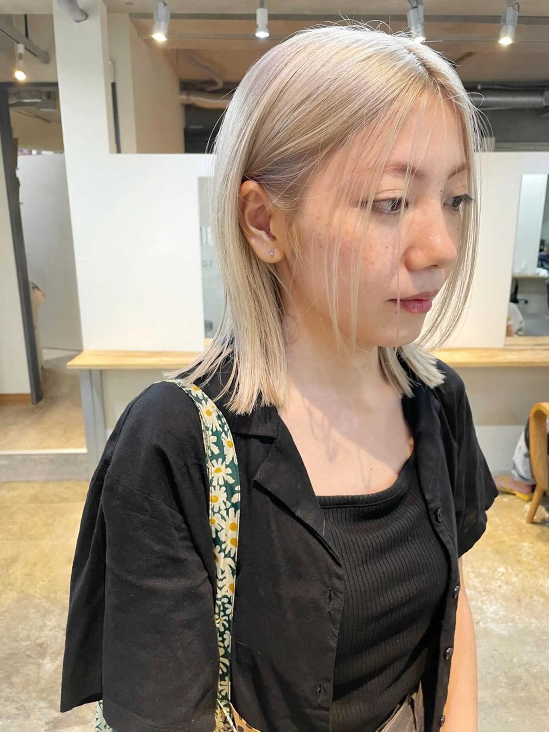 ミディアム カラー ヘアアレンジ カット ヘアカラー トリートメント 丸山渉/パーマ エフェクトブリーチのヘアスタイル
