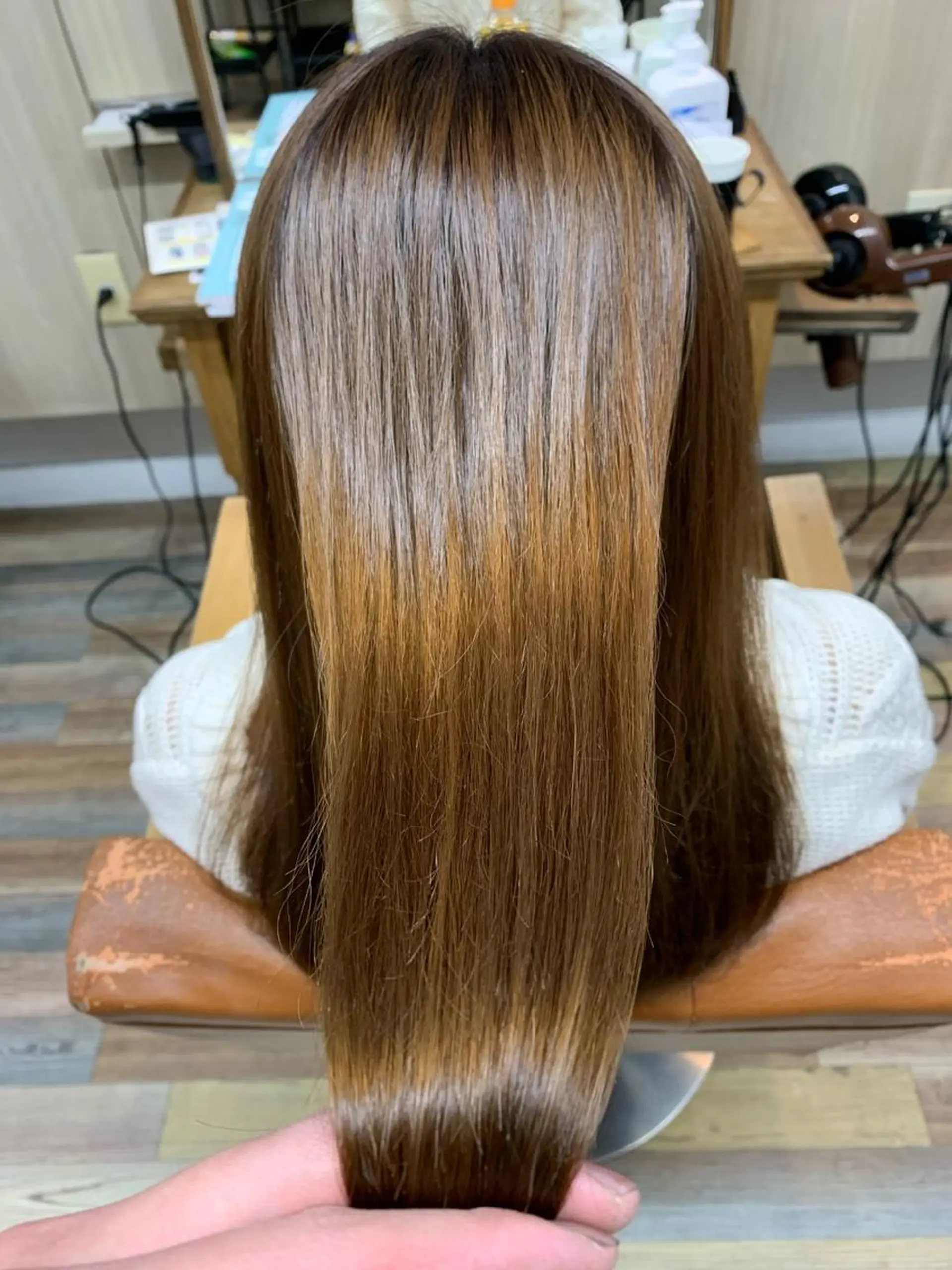 セミロング パーマ zina 流山おおたかの森所属・髪質改善×地毛風 ストレートで美髪◎のヘアスタイル
