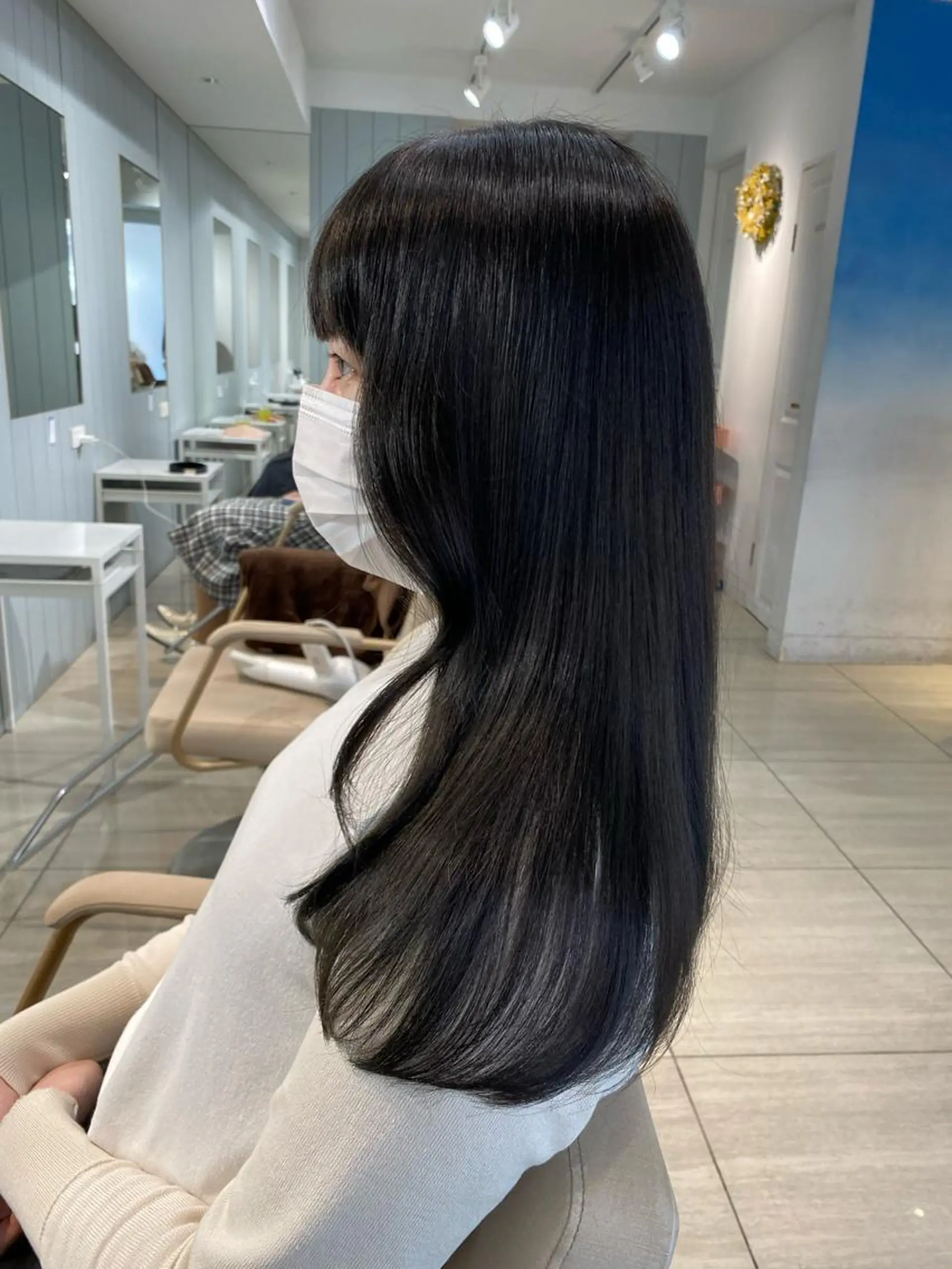 ロング カラー 髪質改善 ロング 韓国風レイヤーカット 💎髪質改善"yuiのヘアスタイル