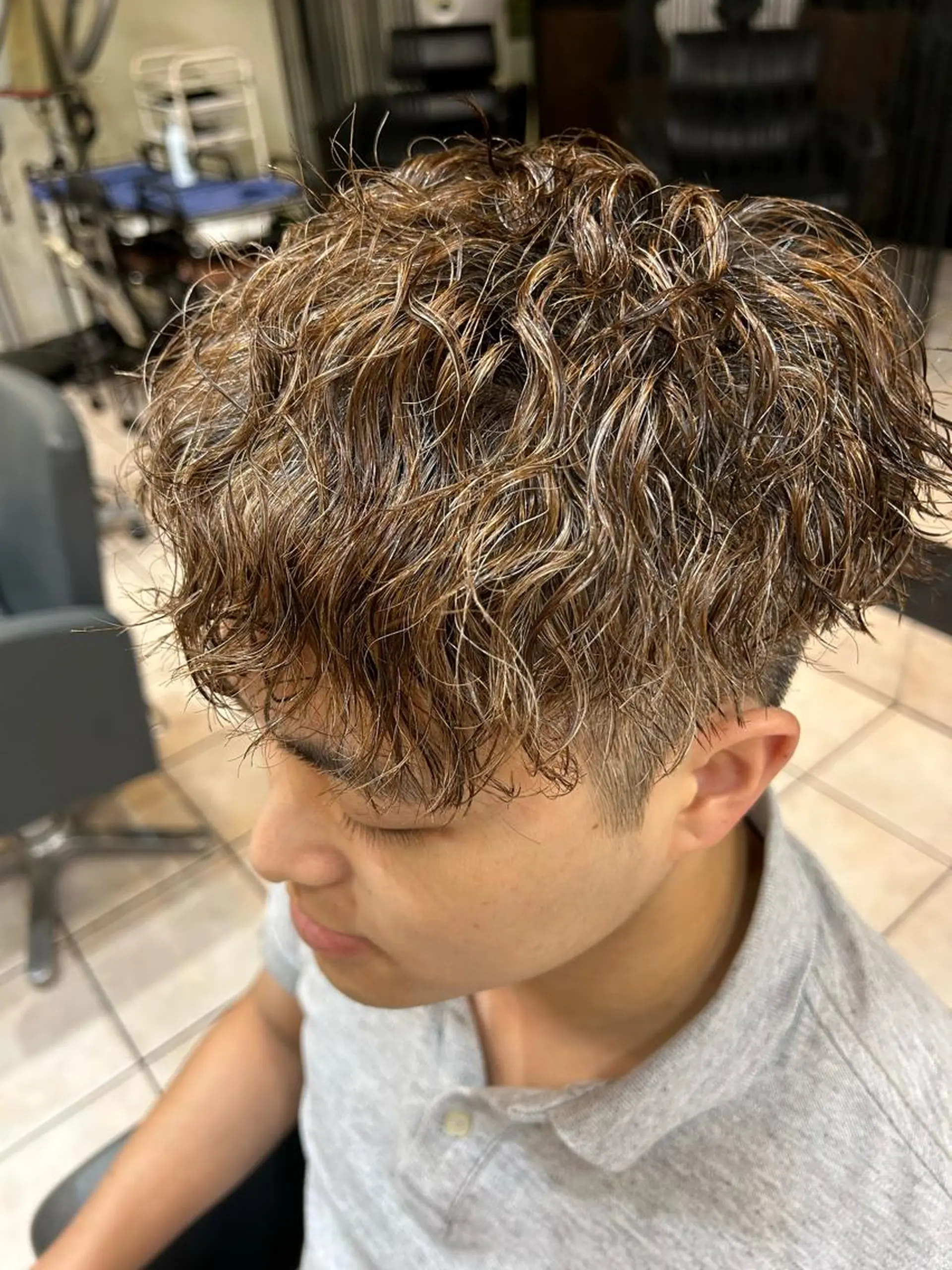 ミディアム パーマ メンズ 大阪/梅田/シャドウ パーマ/ノボリユウタのヘアスタイル