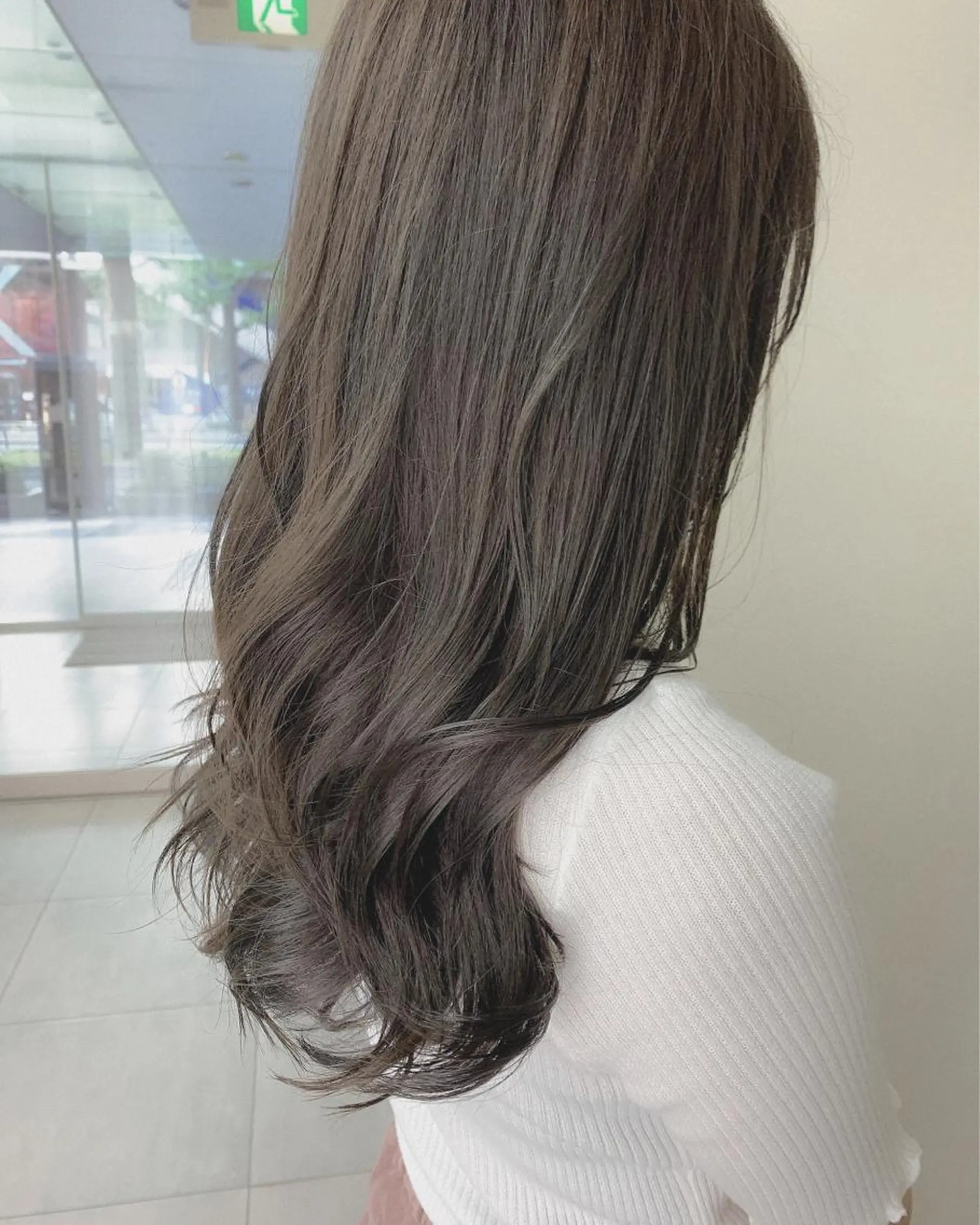 セミロング カラー ひらやま りょういちのヘアスタイル