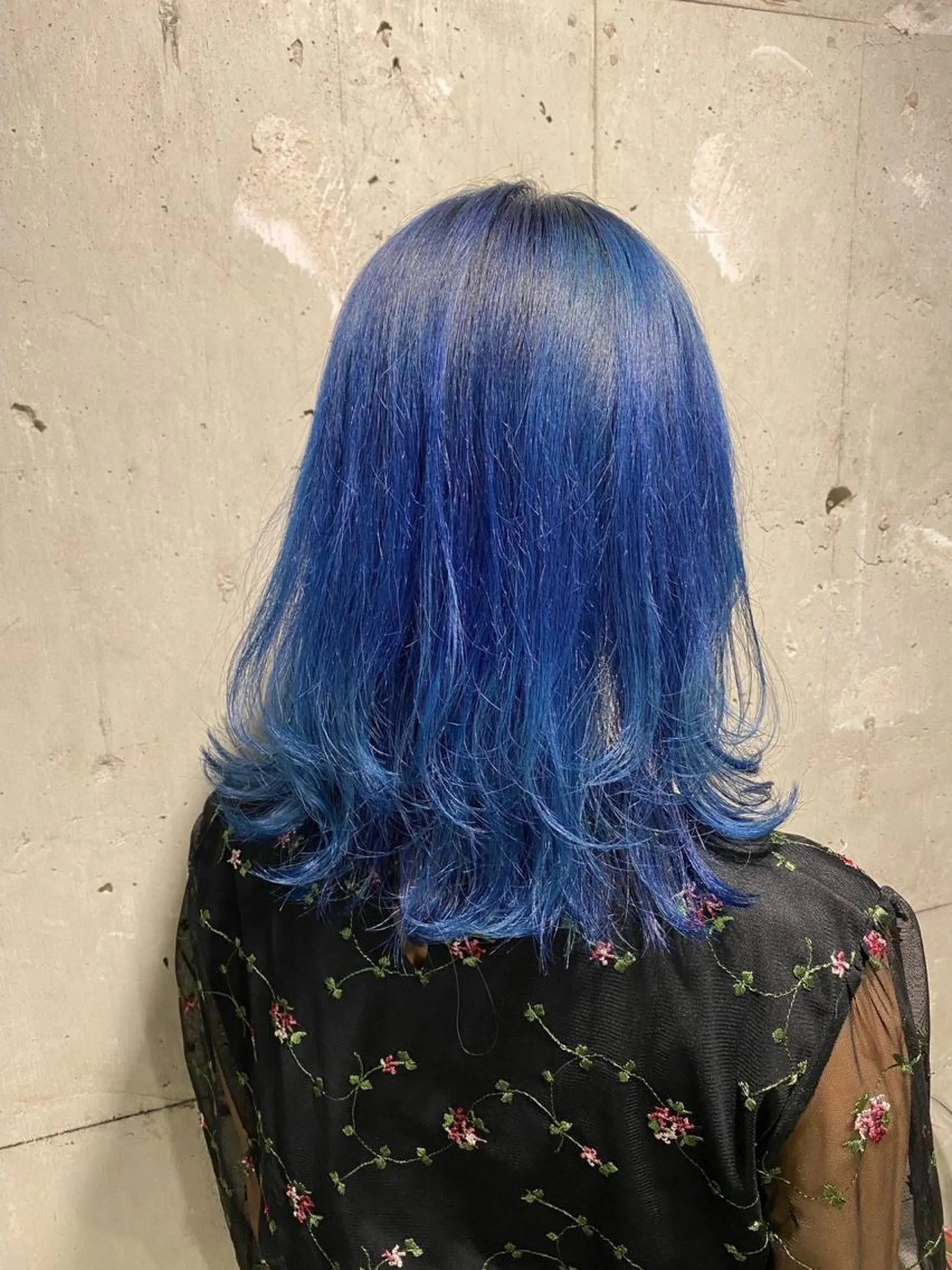 ミディアム カラー EGO所属・EGO Top stylistのヘアスタイル