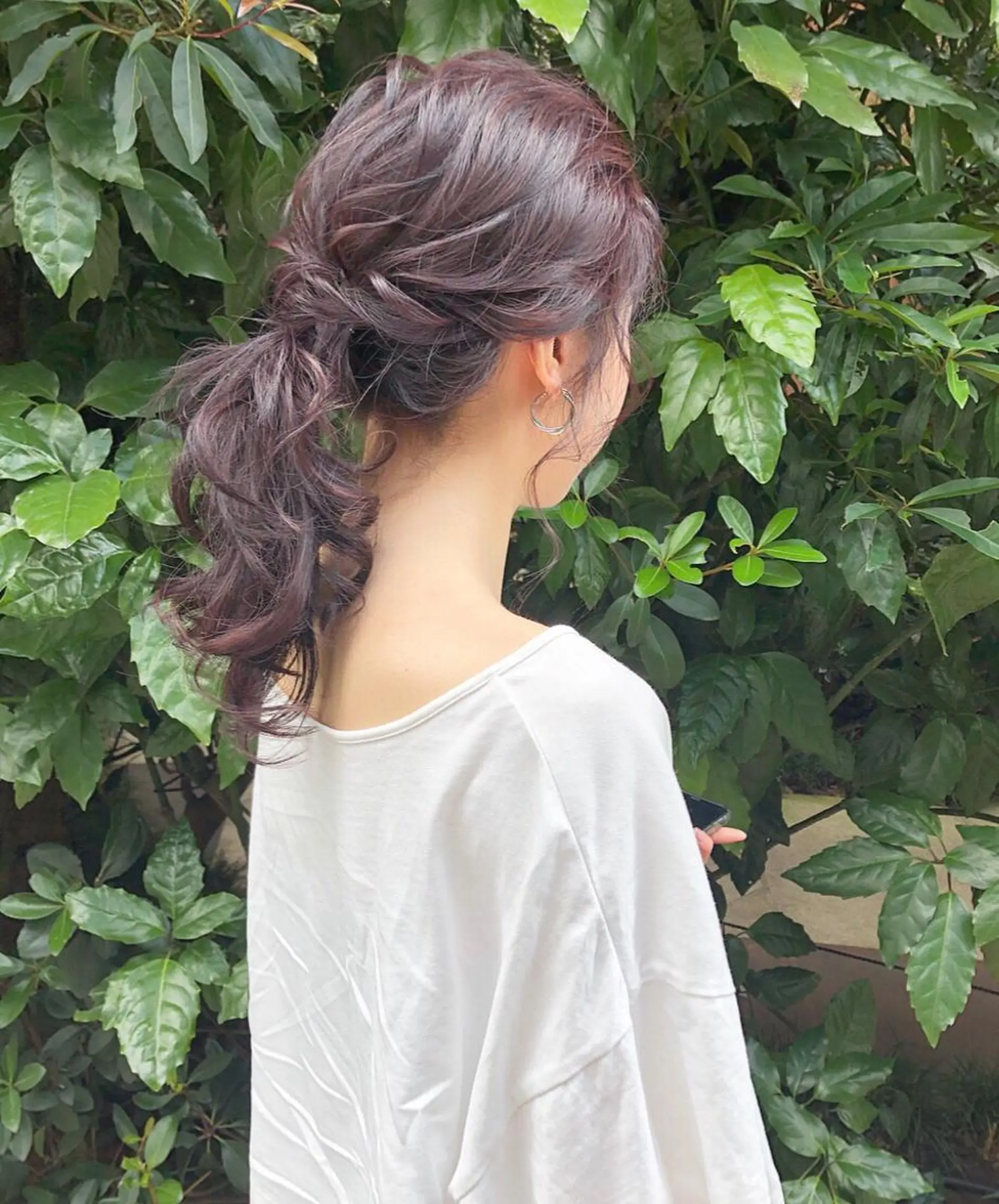 セミロング カラー ヘアアレンジ ポニーテール ピンクカラー ピンクパープル パープルカラー autre所属・大久保 ひでなりのヘアスタイル