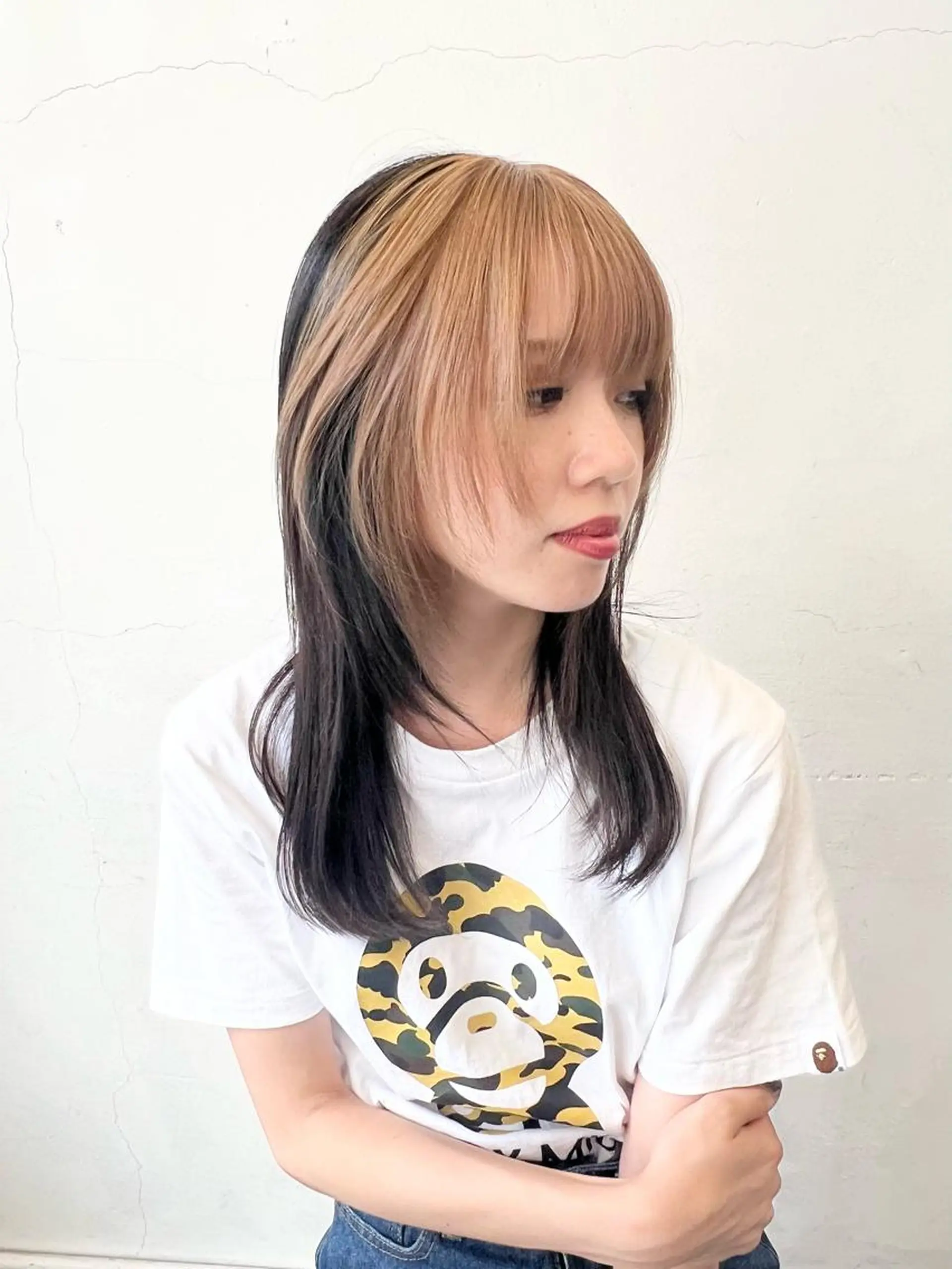 ミディアム カラー ヘアアレンジ ベージュカラー デザインカラー ハイトーンカラー ミルクティーベージュ カット ヘアカラー トリートメント HARU//原宿🤍 リピート率NO.1のヘアスタイル