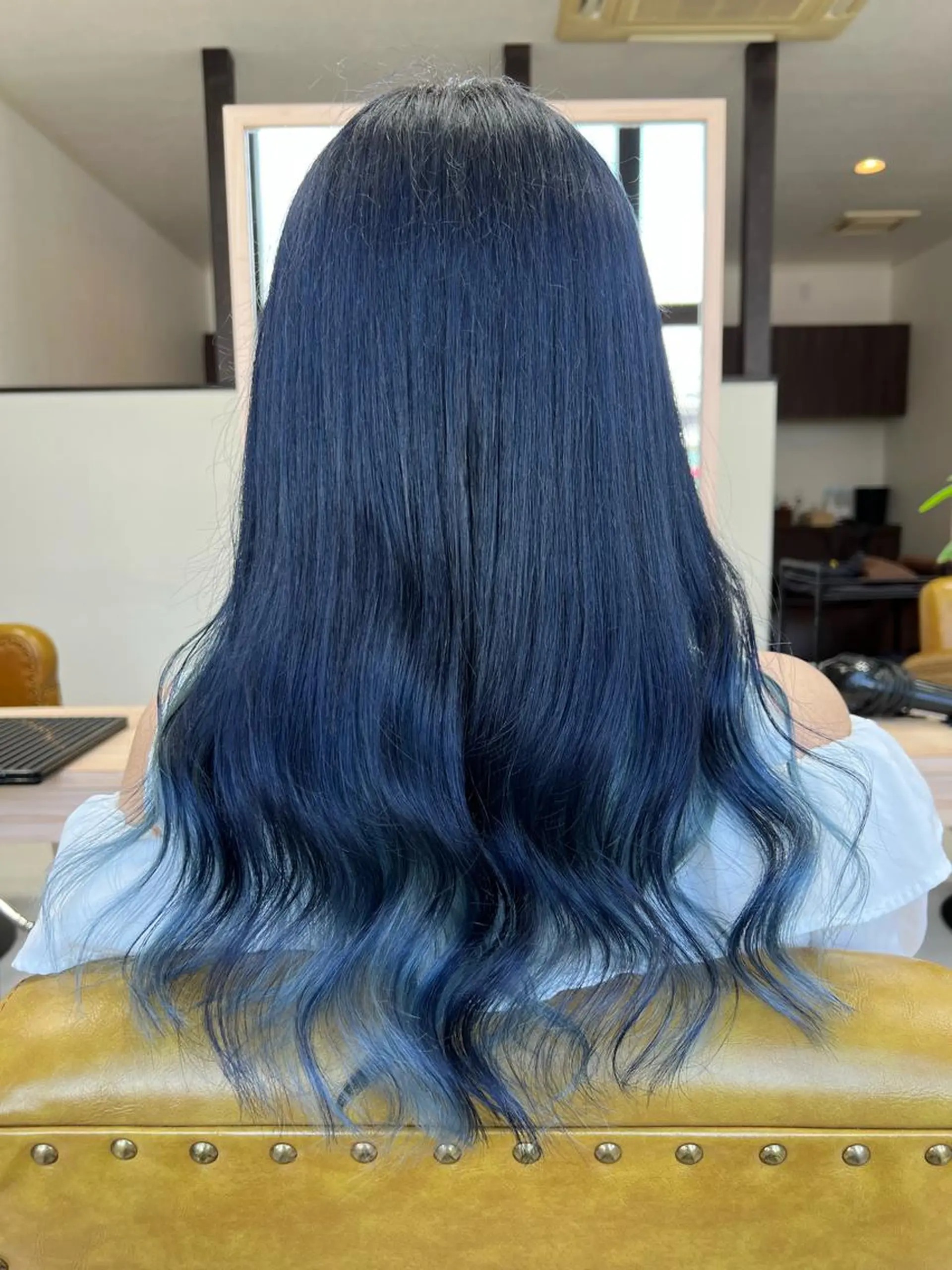 ミディアム ヘアカラー 松本 菜那のヘアスタイル