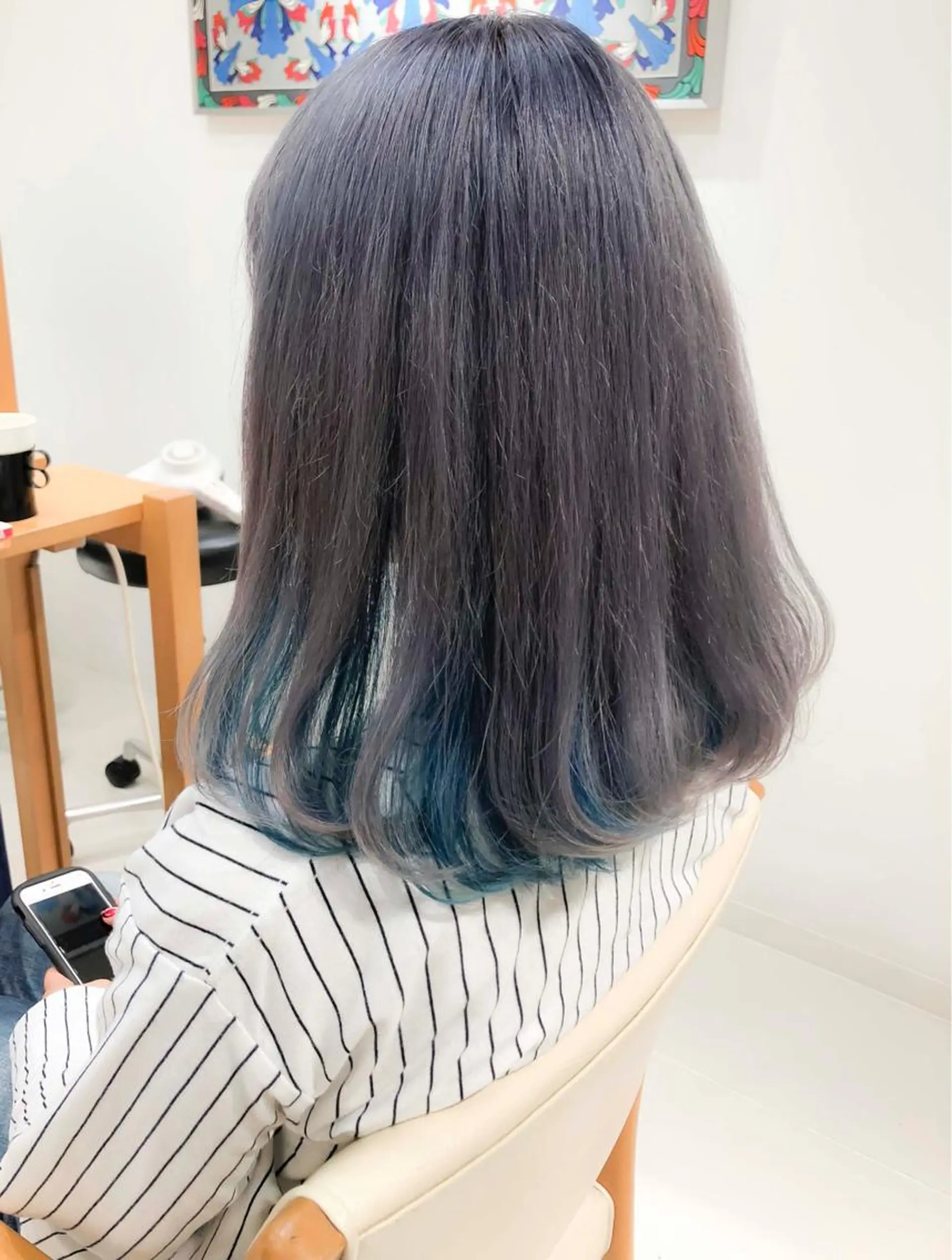 セミロング カラー ブルーカラー インナーカラー Days 透明感カラーのヘアスタイル