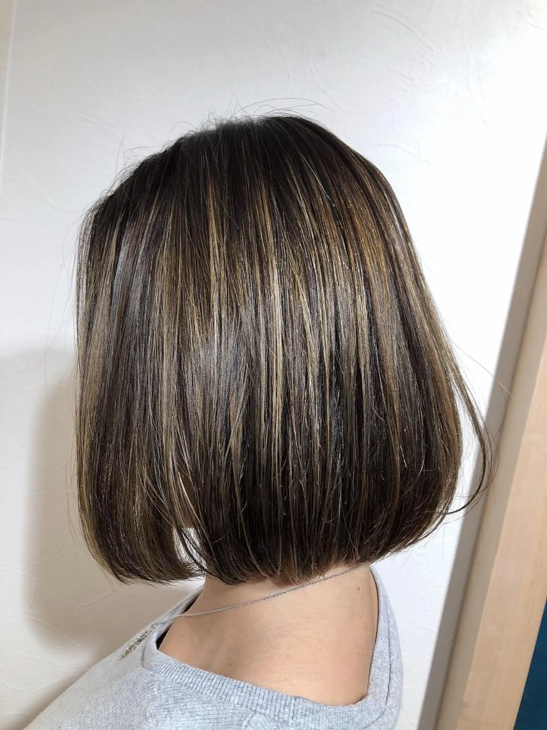 ショート カラー カット 縮毛矯正 トリートメント 浦山 和之のヘアスタイル