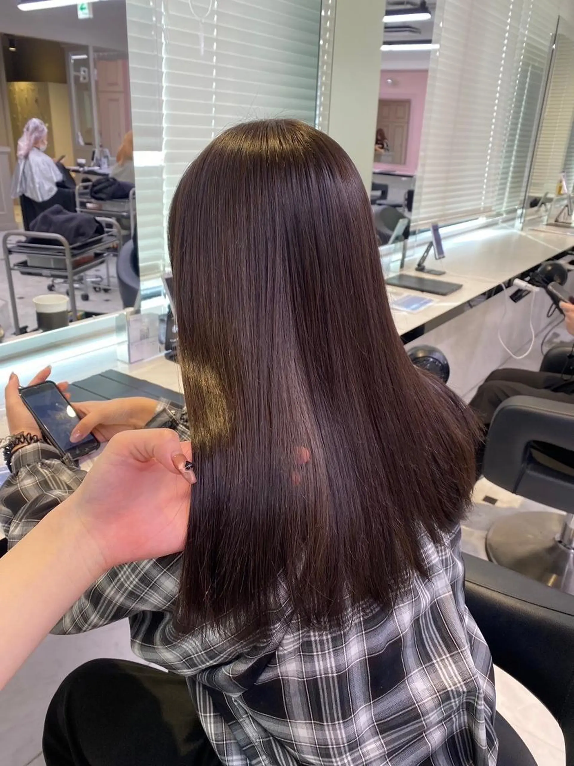 カラー 秋色🤎透け感トレン ドヘア🤎TUNEのヘアスタイル