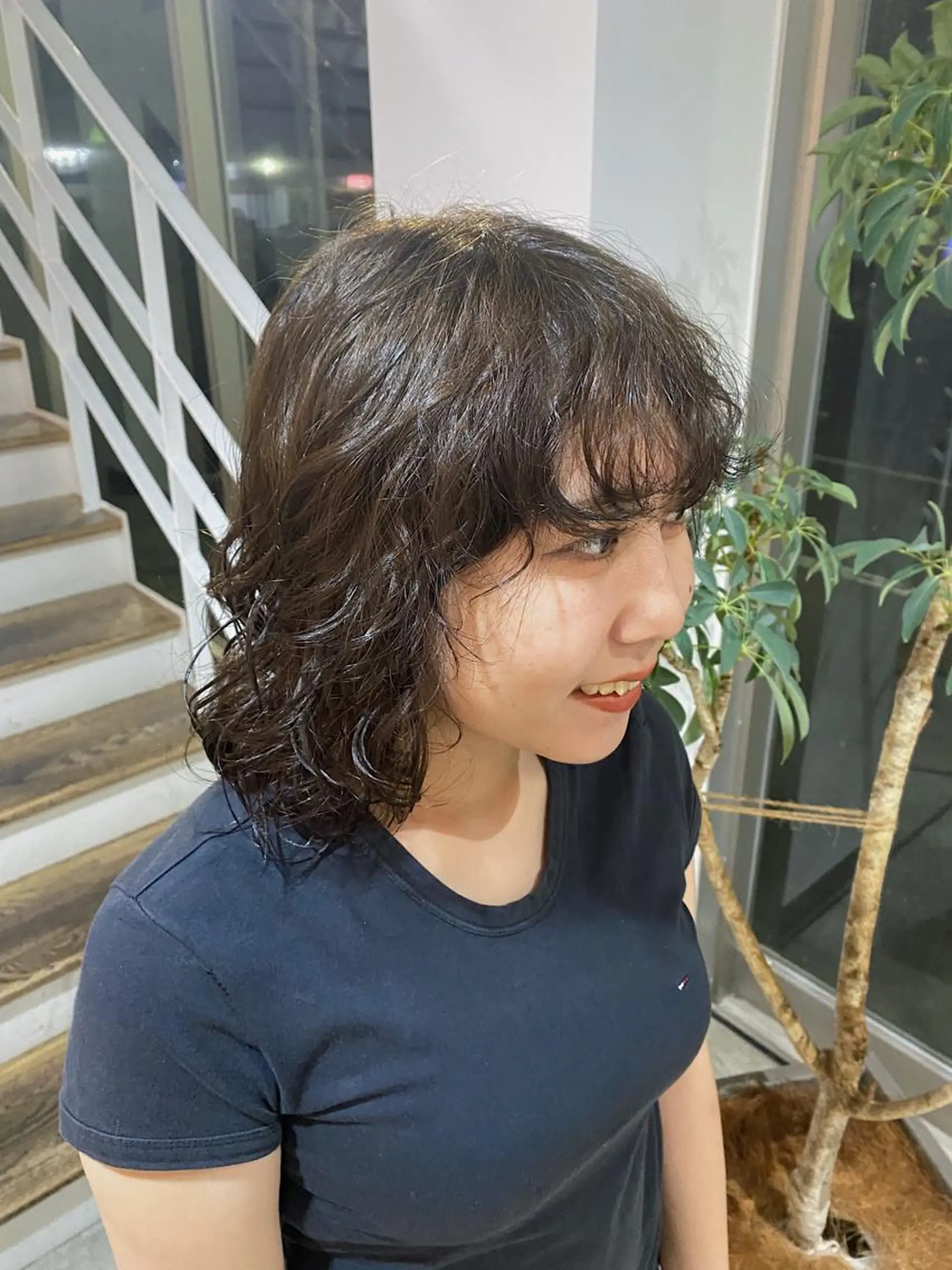 ミディアム カラー パーマ 野林 夏帆のヘアスタイル