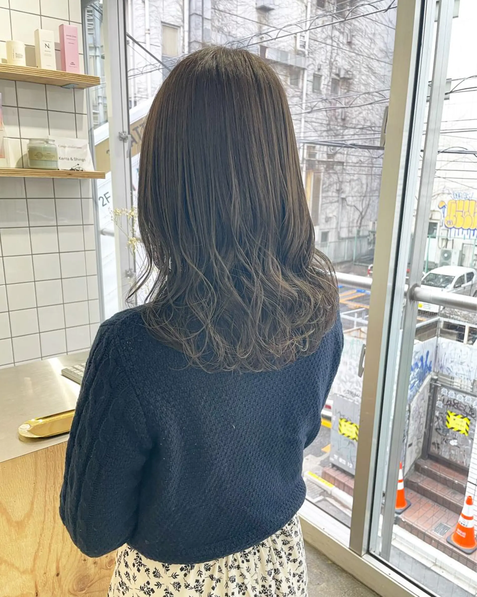 セミロング カラー ベージュカラー グレージュ オリーブベージュ オリーブカラー オリーブグレージュ ヘアカラー トリートメント 🪞♡韓国風スタイル MISATO🪞♡のヘアスタイル