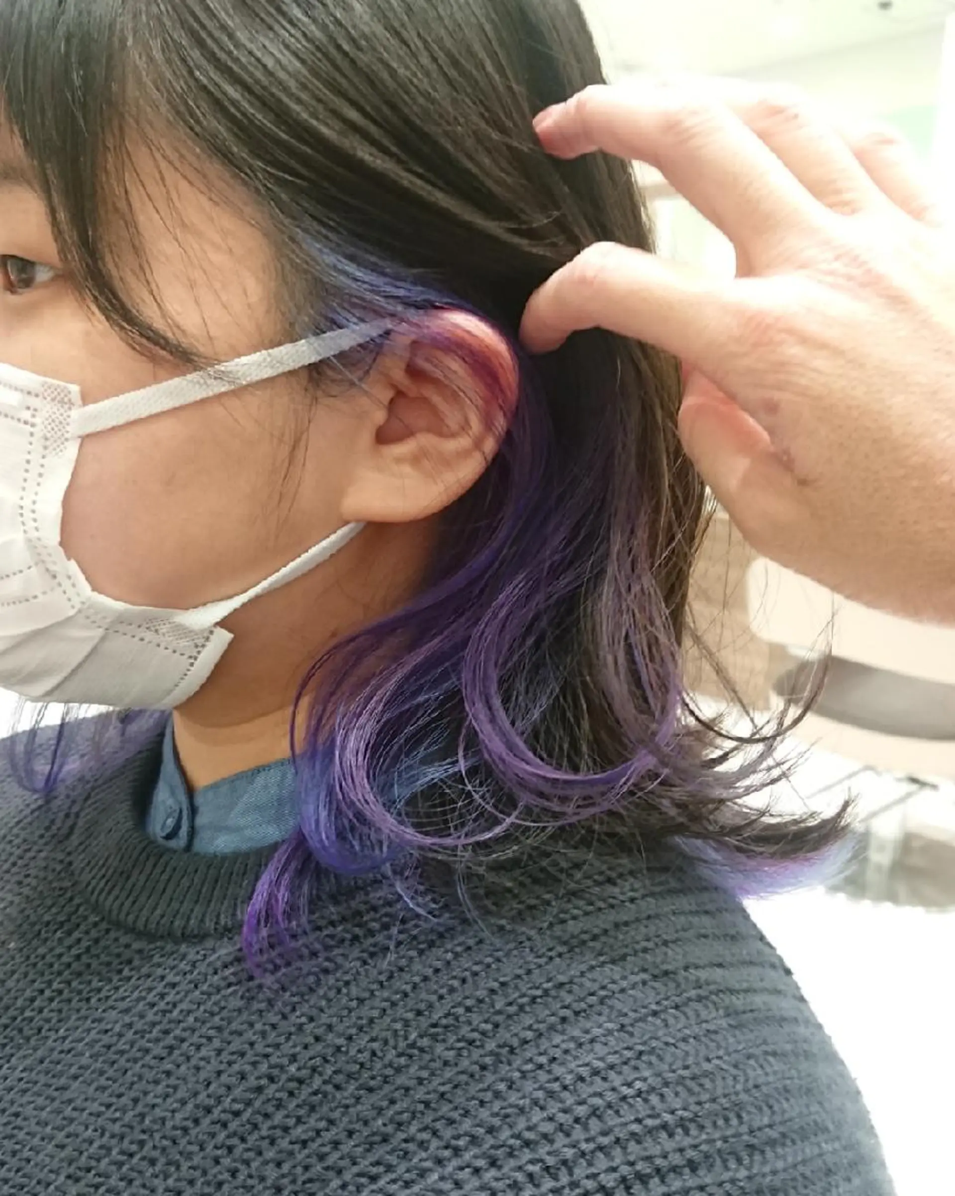 ミディアム カラー ブルーカラー インナーカラー ユニコーンカラー バイオレットカラー あらげ 🌈推しカラー🌈ᵕのヘアスタイル