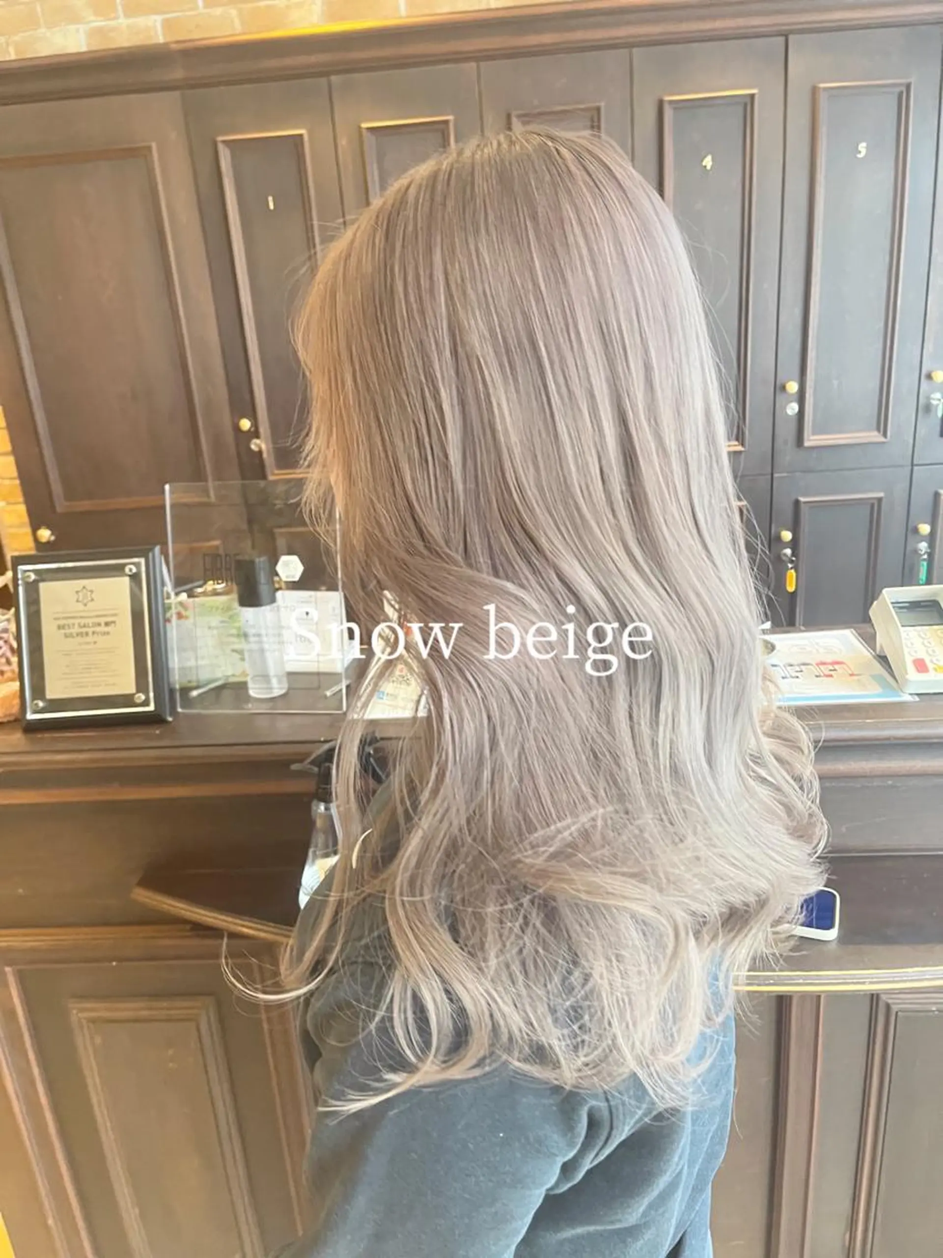 ロング カット ヘアカラー 🧡ミルクティー/ レイヤー🧡ショウナのヘアスタイル