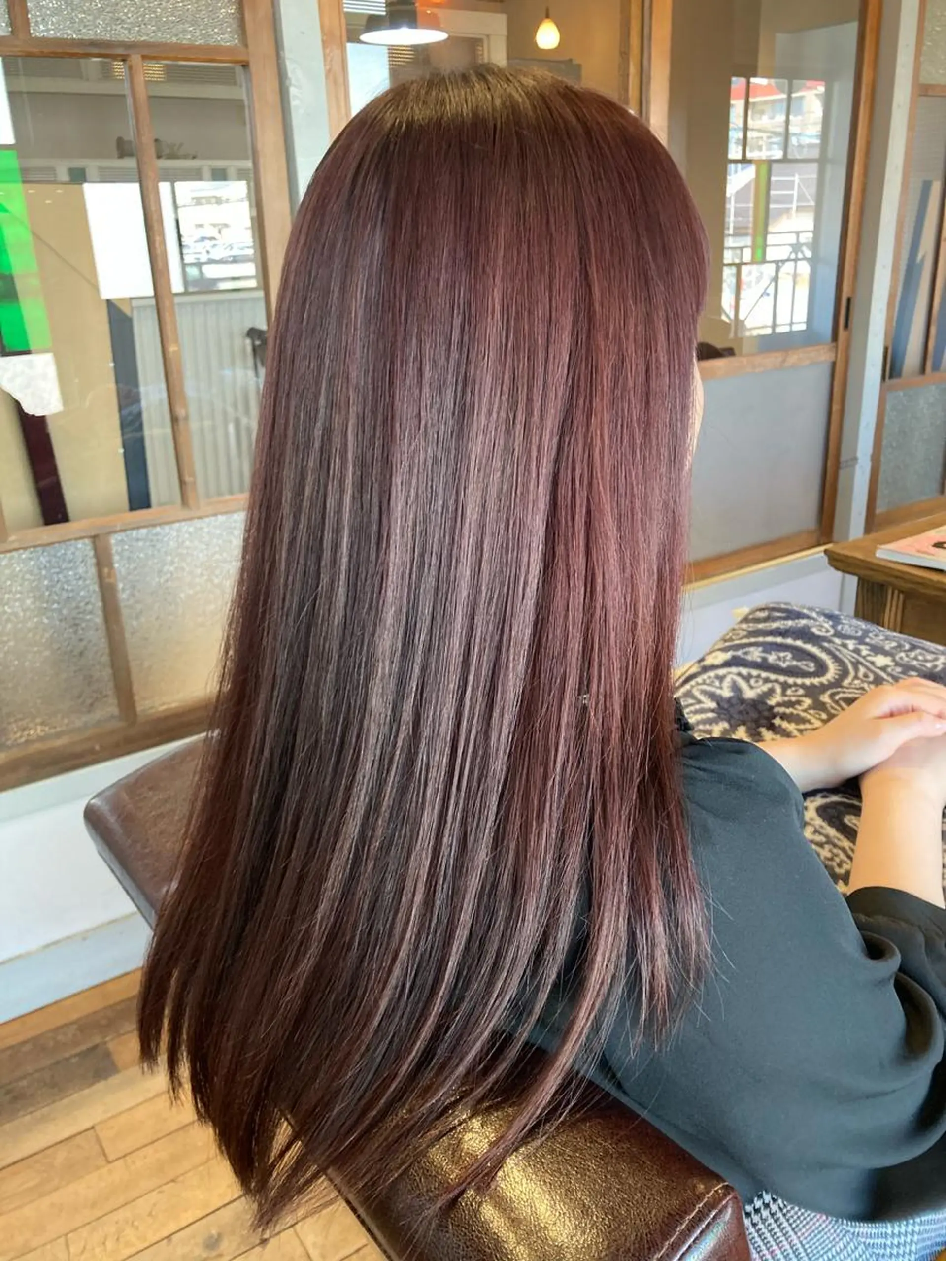ロング タカツド ユウキのヘアスタイル