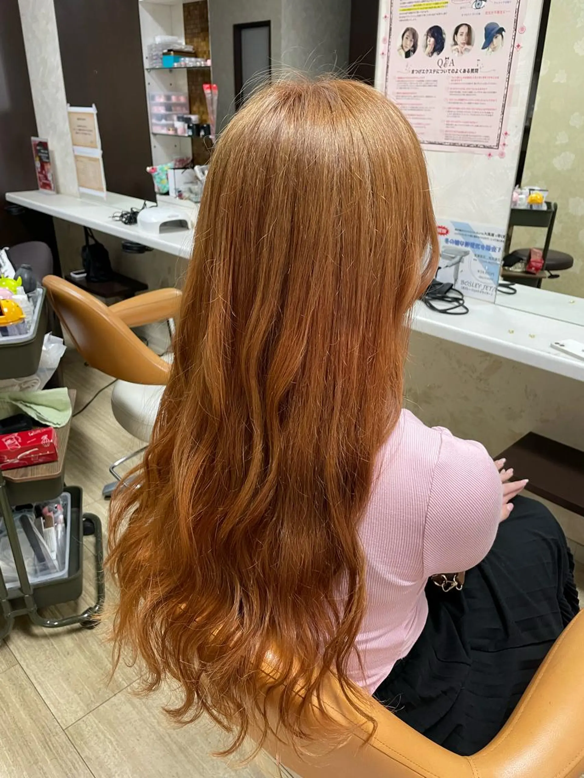 ロング カラー オレンジ ヘアカラー 徳留 もも花のヘアスタイル