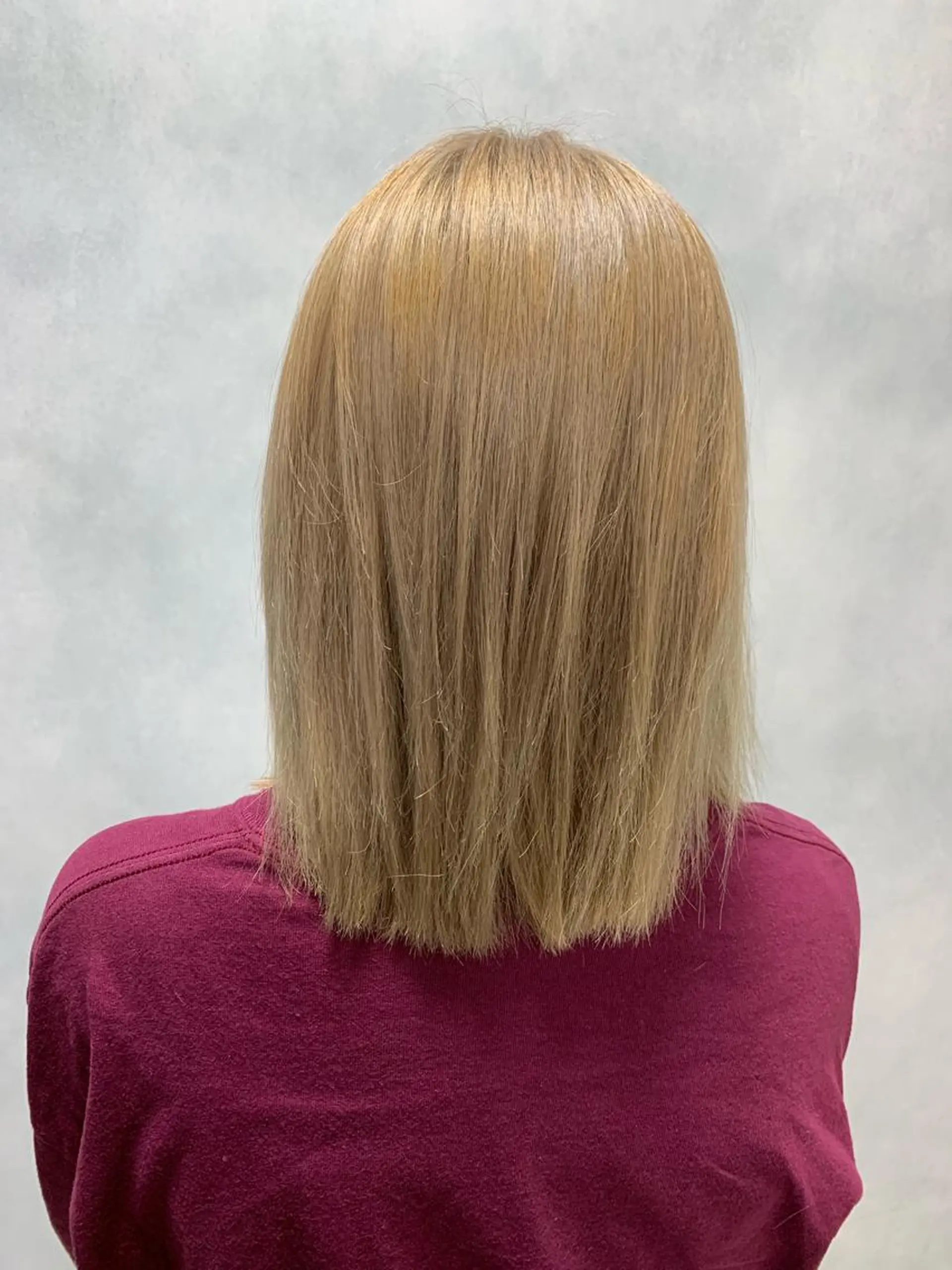 ミディアム カラー ベージュカラー ホワイトベージュ t.a.g所属・韓国レイヤー×艶髪 ハイトーンRyukiのヘアスタイル